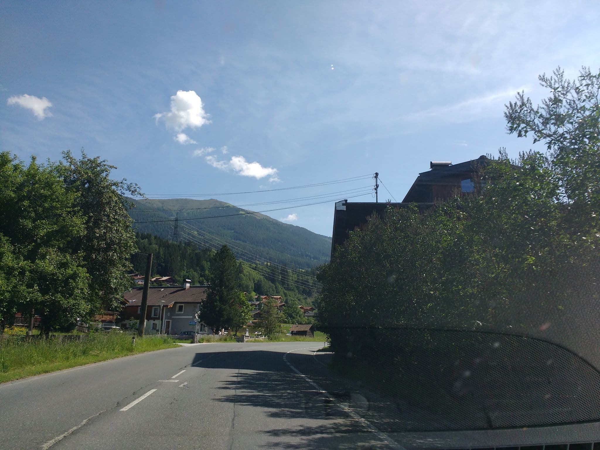 Street view near Ferienhaus Hotter, Neukirchen am Großvenediger — © thetornado76 (CC BY-SA · Mapillary)
