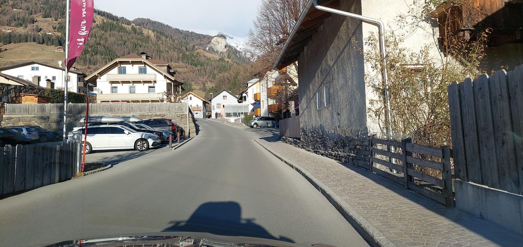 Street view near Hotel Hohe Tauern, Matrei in Osttirol — © gzin (CC BY-SA · Mapillary)
