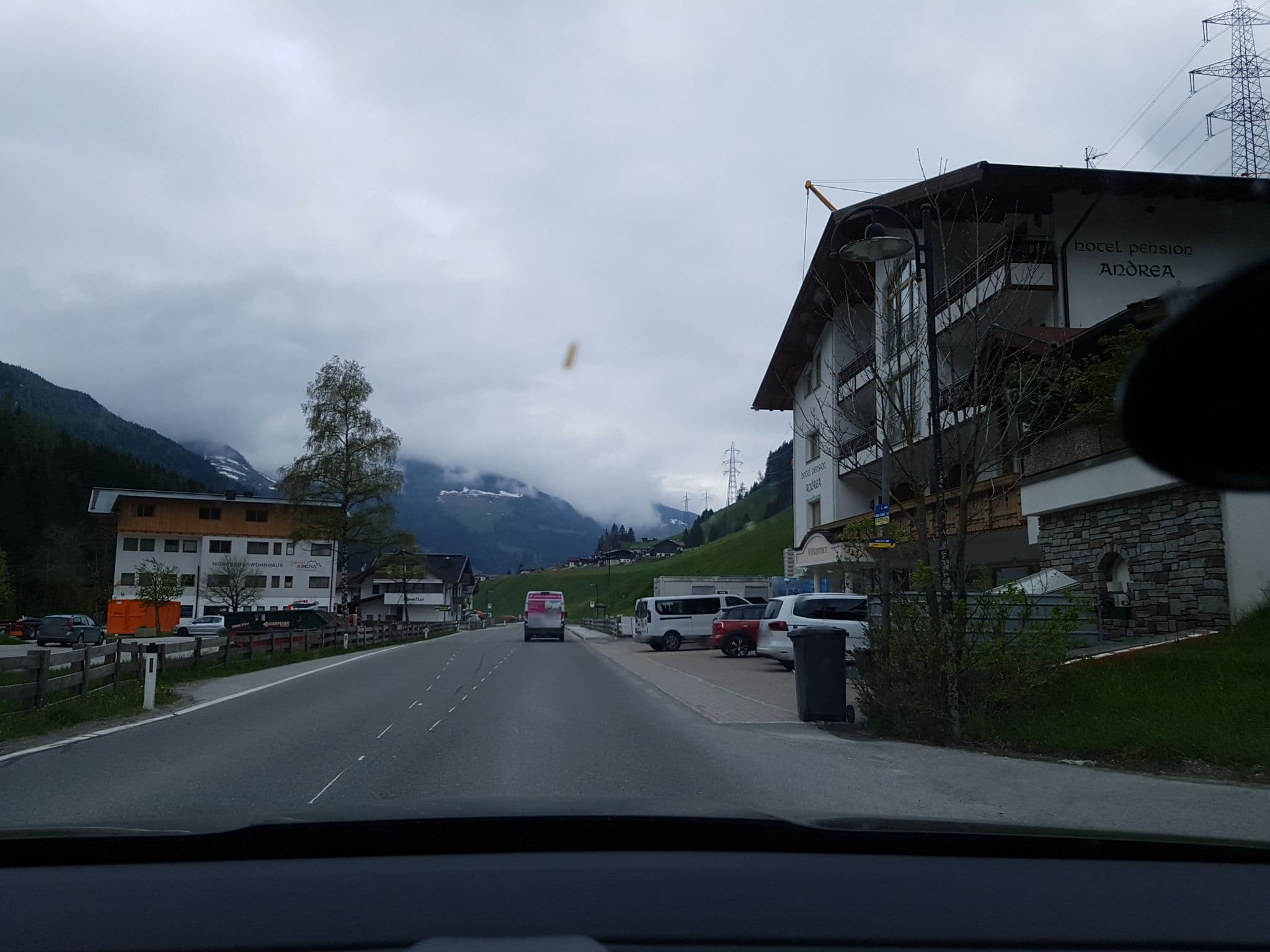 Street view near Hotel Pension Andrea, Zell am Ziller — © schermy_at (CC BY-SA · Mapillary)