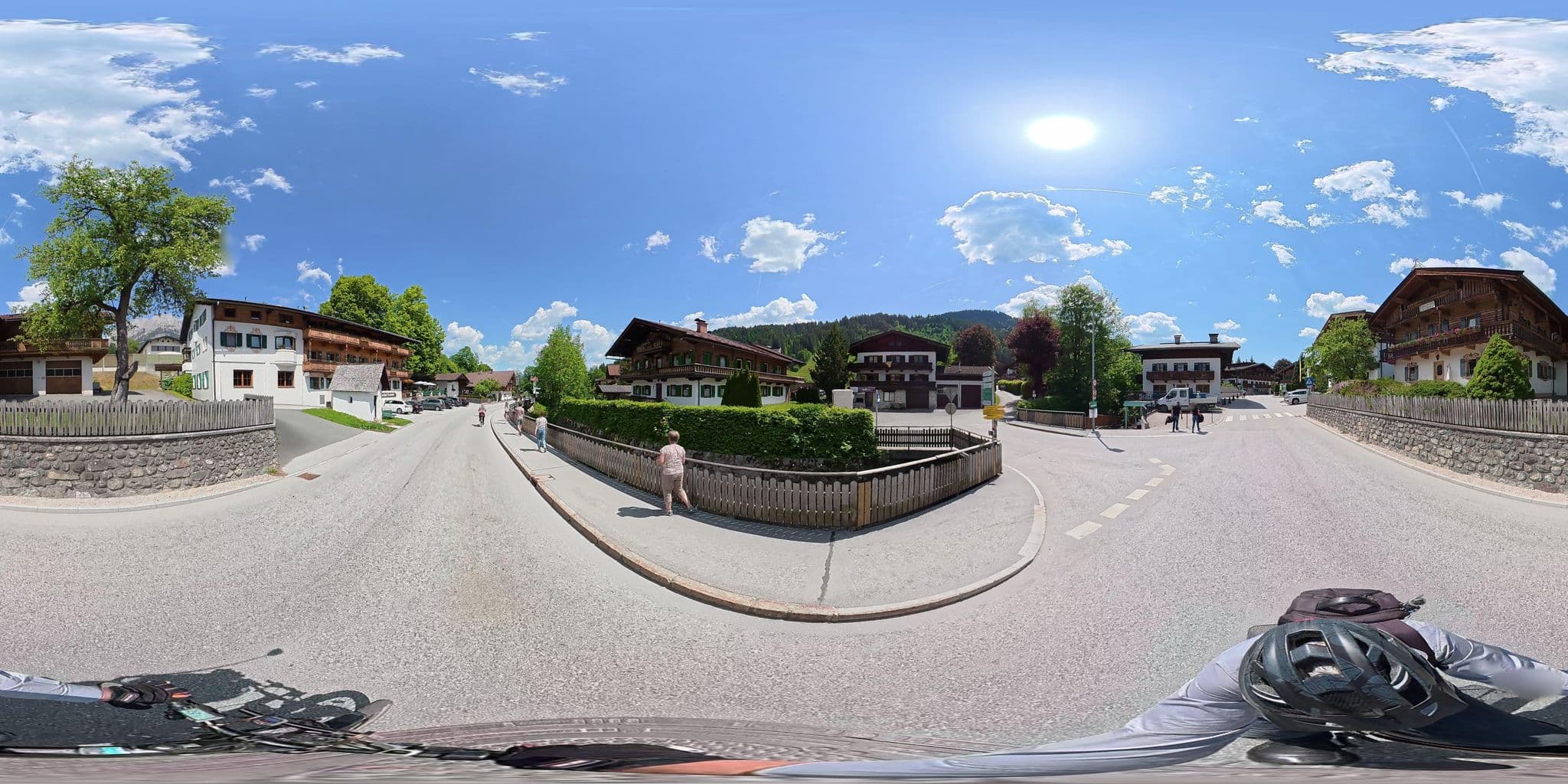 Street view near Gasthaus Dorfwirt, Ellmau — © osmplus_org (CC BY-SA · Mapillary)