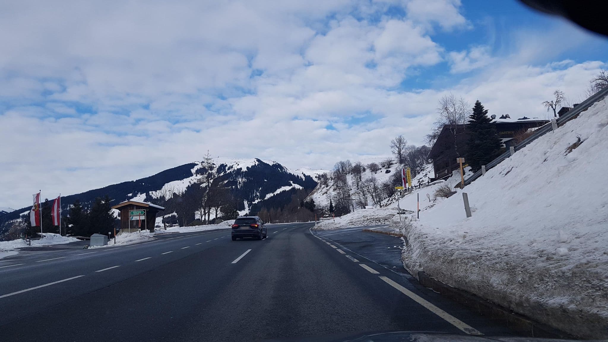 Street view near dietsteinhof, Mittersill — © dsmm (CC BY-SA · Mapillary)