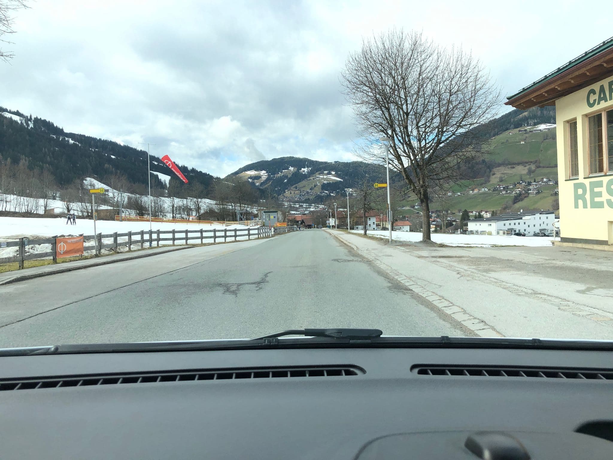 Street view near Harmony Hotel Harfenwirt, Niederau — © omba (CC BY-SA · Mapillary)