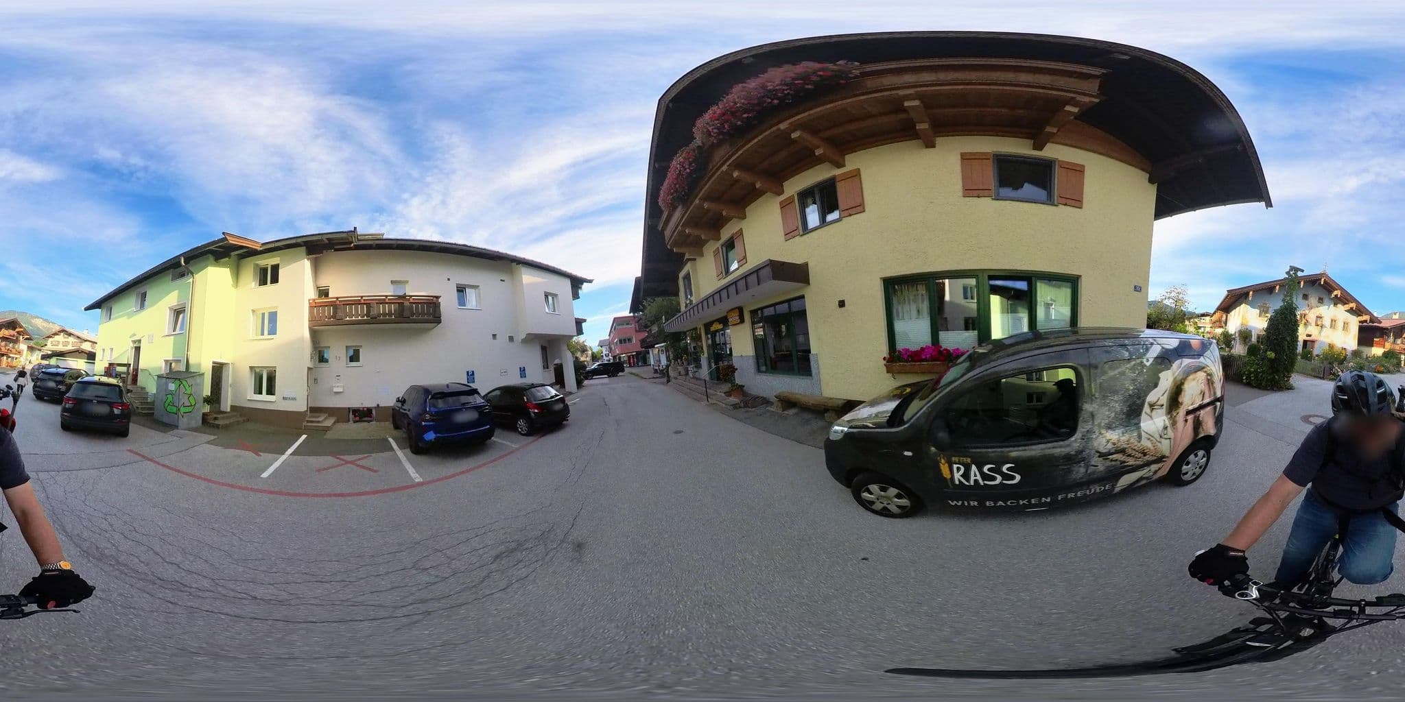 Street view near Ferienwohnung Hofer, Sankt Johann in Tirol — © osmplus_org (CC BY-SA · Mapillary)