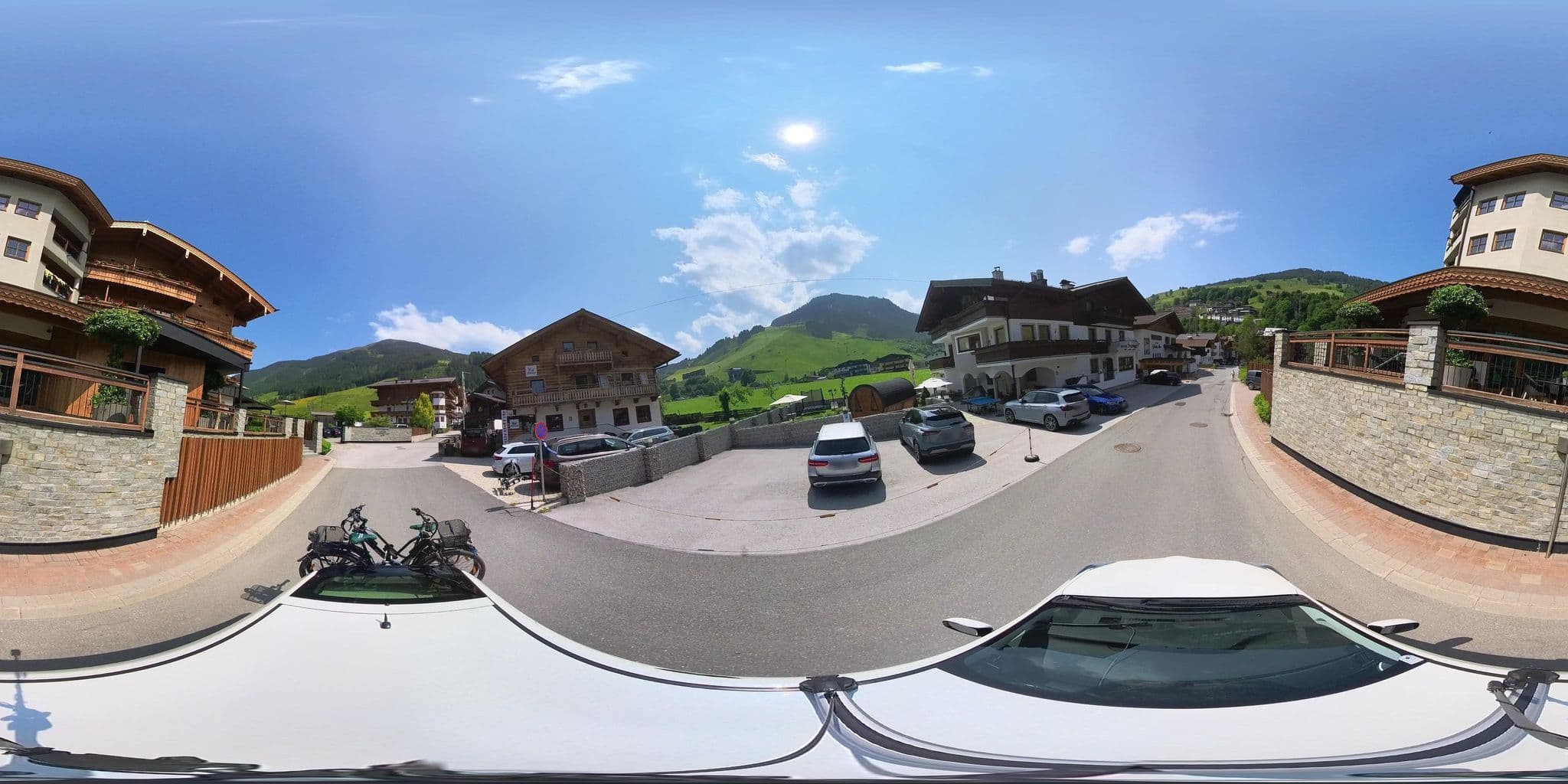 Street view near Unterschwarzach GmbH & Co, Hinterglemm — © osmplus_org (CC BY-SA · Mapillary)
