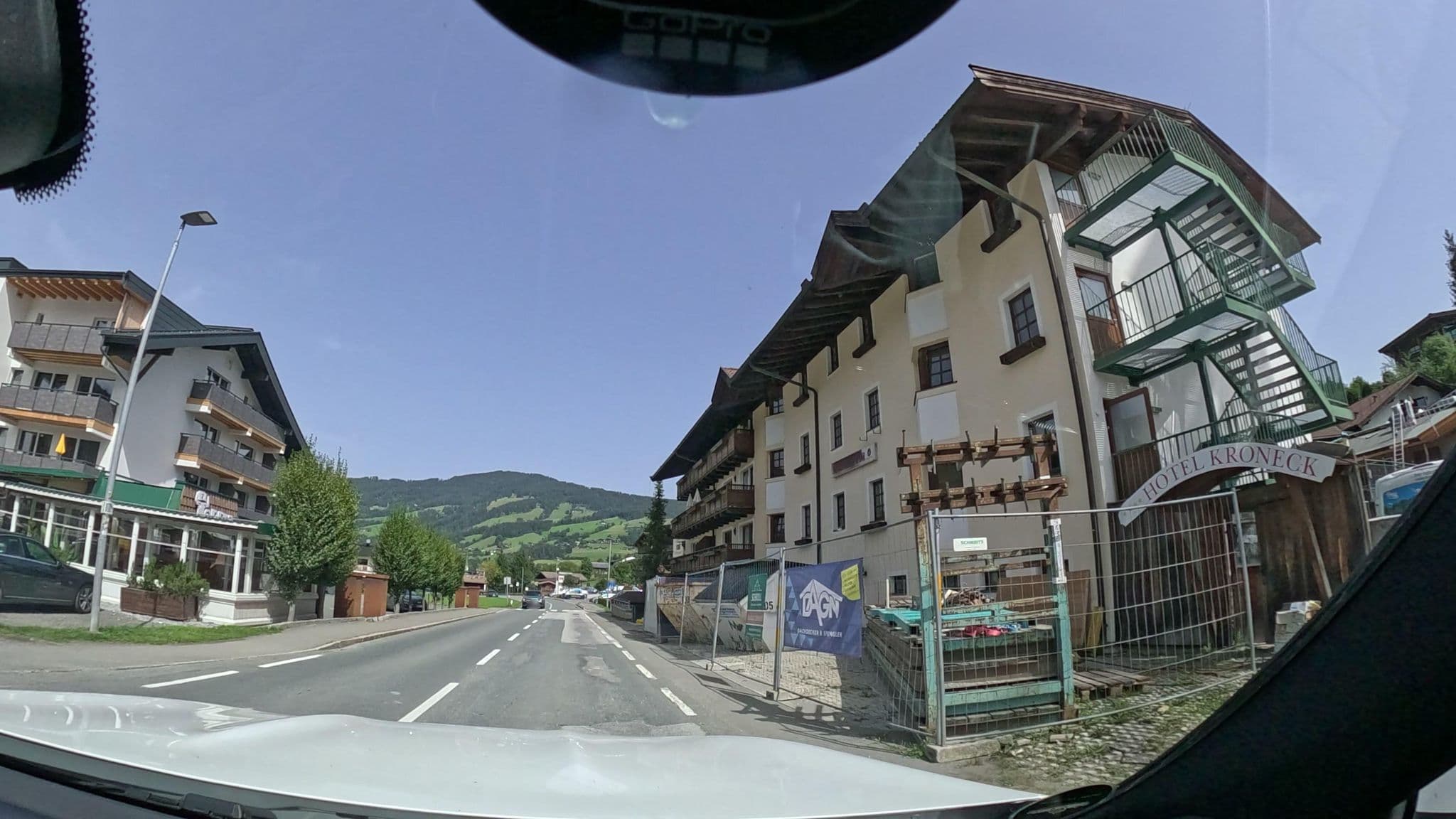Street view near Cordial Familien & Sport Hotel Kirchberg, Kirchberg in Tirol — © dapiang (CC BY-SA · Mapillary)