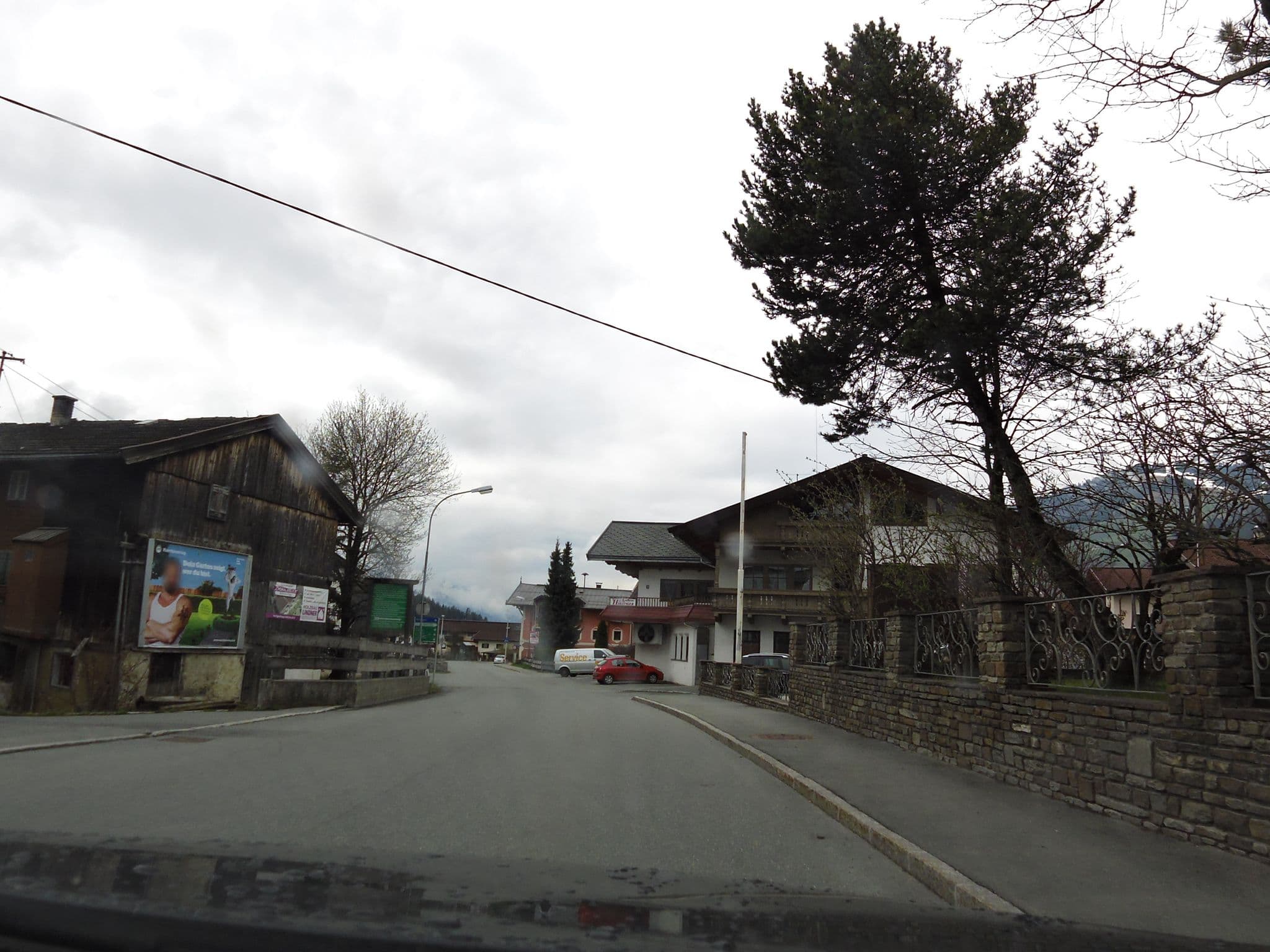 Street view near Hotel Garni Hetzenauer, Brixen im Thale — © zoegglmeyr (CC BY-SA · Mapillary)