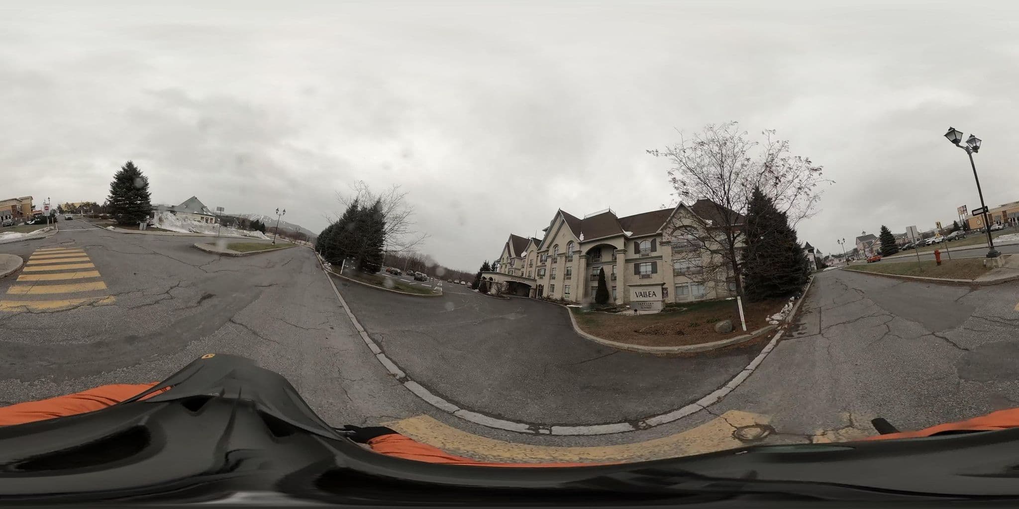 Street view near Le St-Martin, Bromont — © HubertDA_EXP (CC BY-SA · Mapillary)