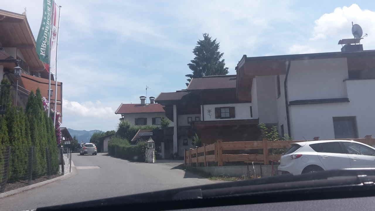 Street view near Appartement "Chalet Edelweiss", Kirchberg in Tirol — © heilbron (CC BY-SA · Mapillary)