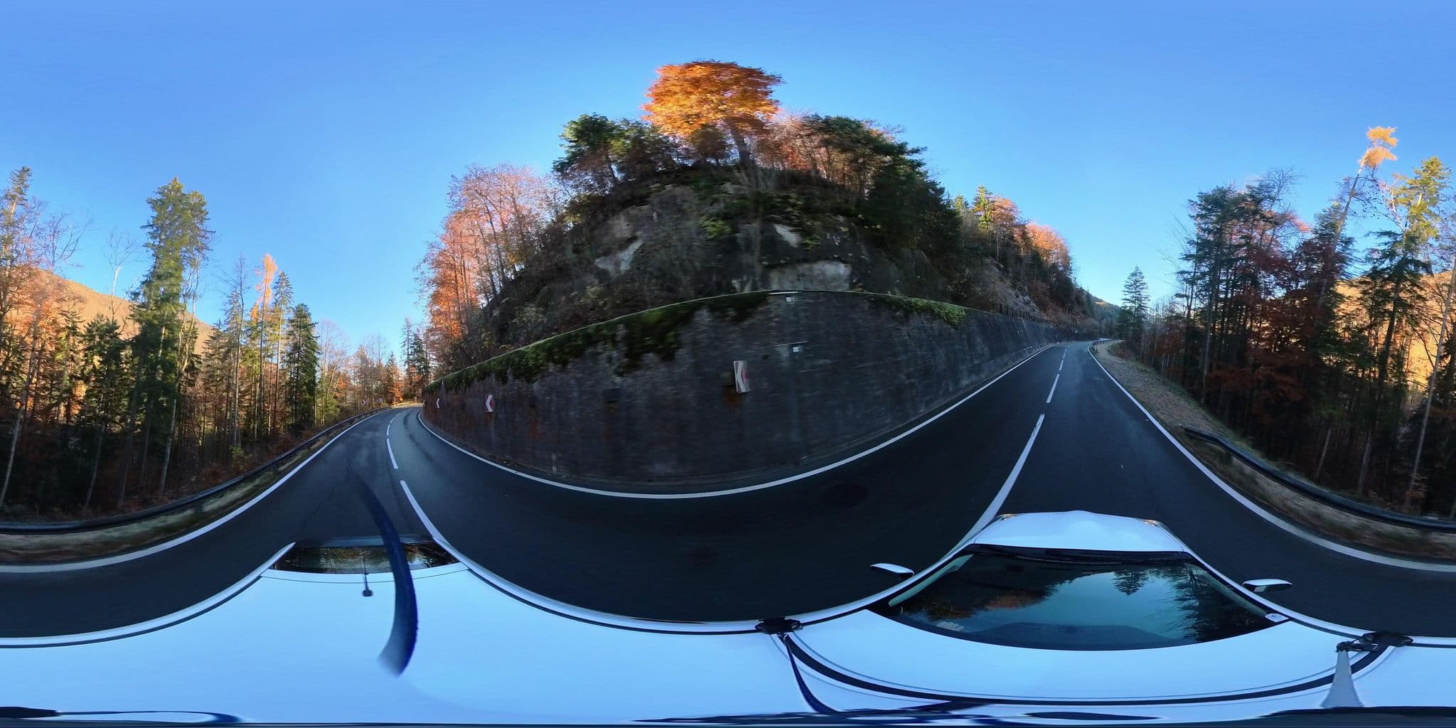 Street view near Haus Waldrand - Inh Stefan, Katharina u Michael Neuschmid, Vorderthiersee — © osmplus_org (CC BY-SA · Mapillary)