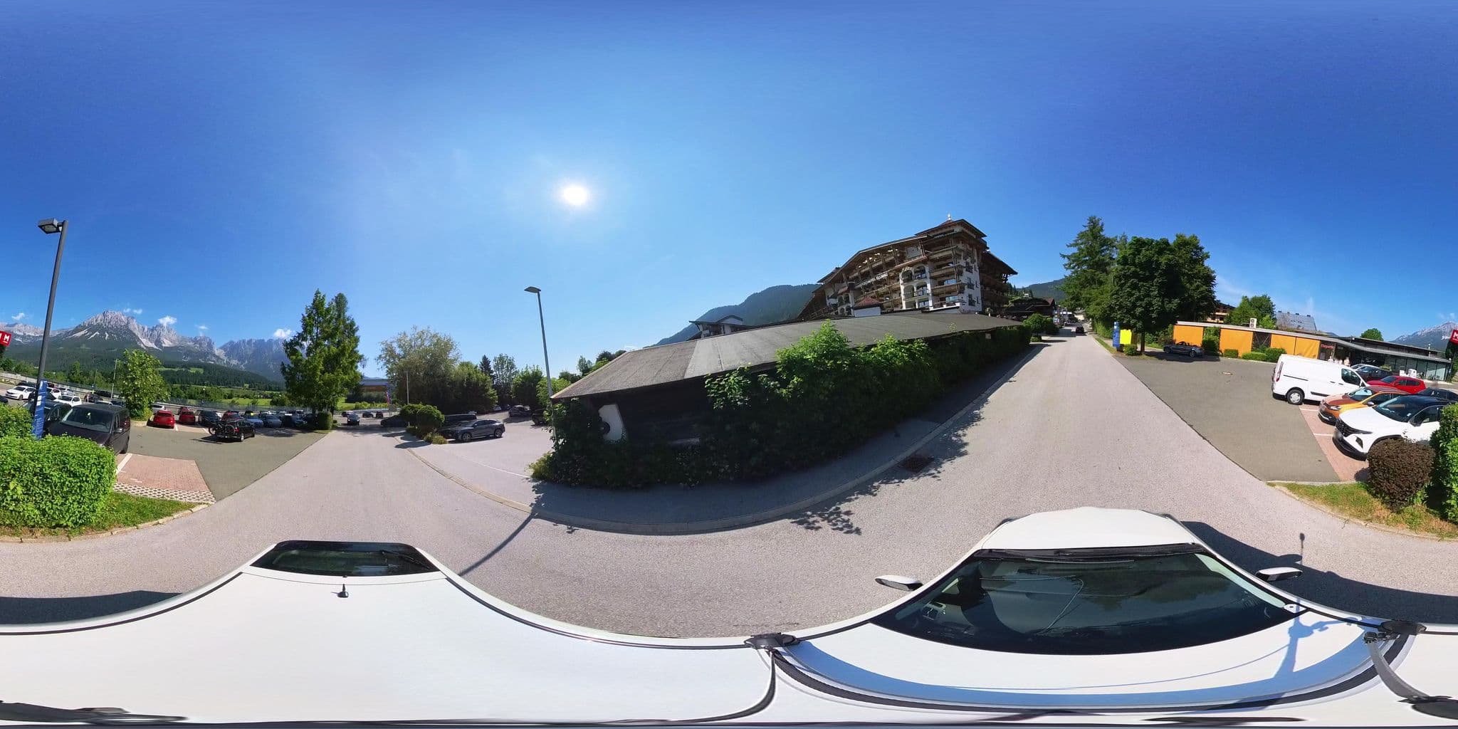 Street view near Rosa Aufschnaiter, Ellmau — © osmplus_org (CC BY-SA · Mapillary)