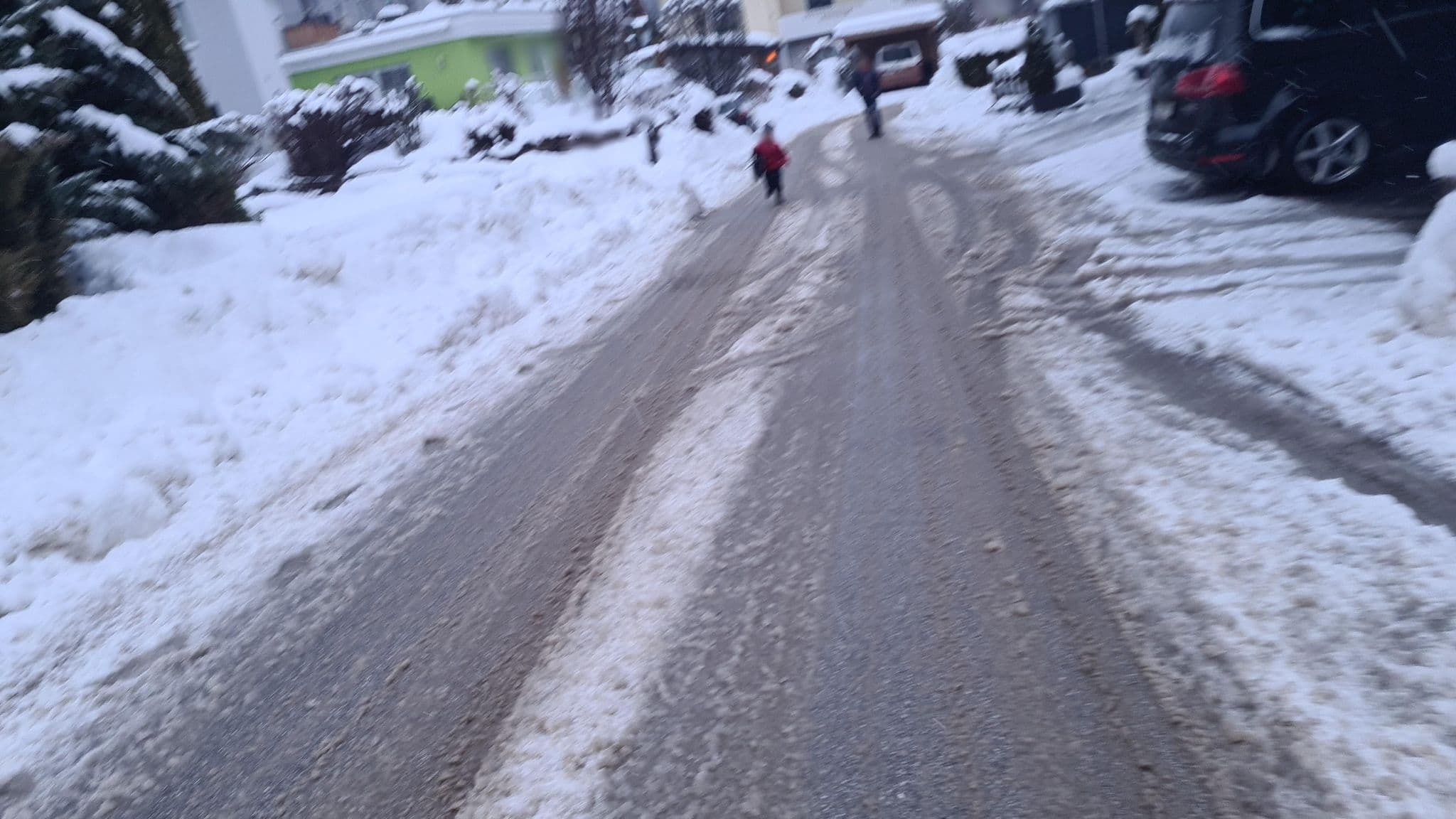 Street view near Doris Appartements, Neukirchen am Großvenediger — © dsmm (CC BY-SA · Mapillary)