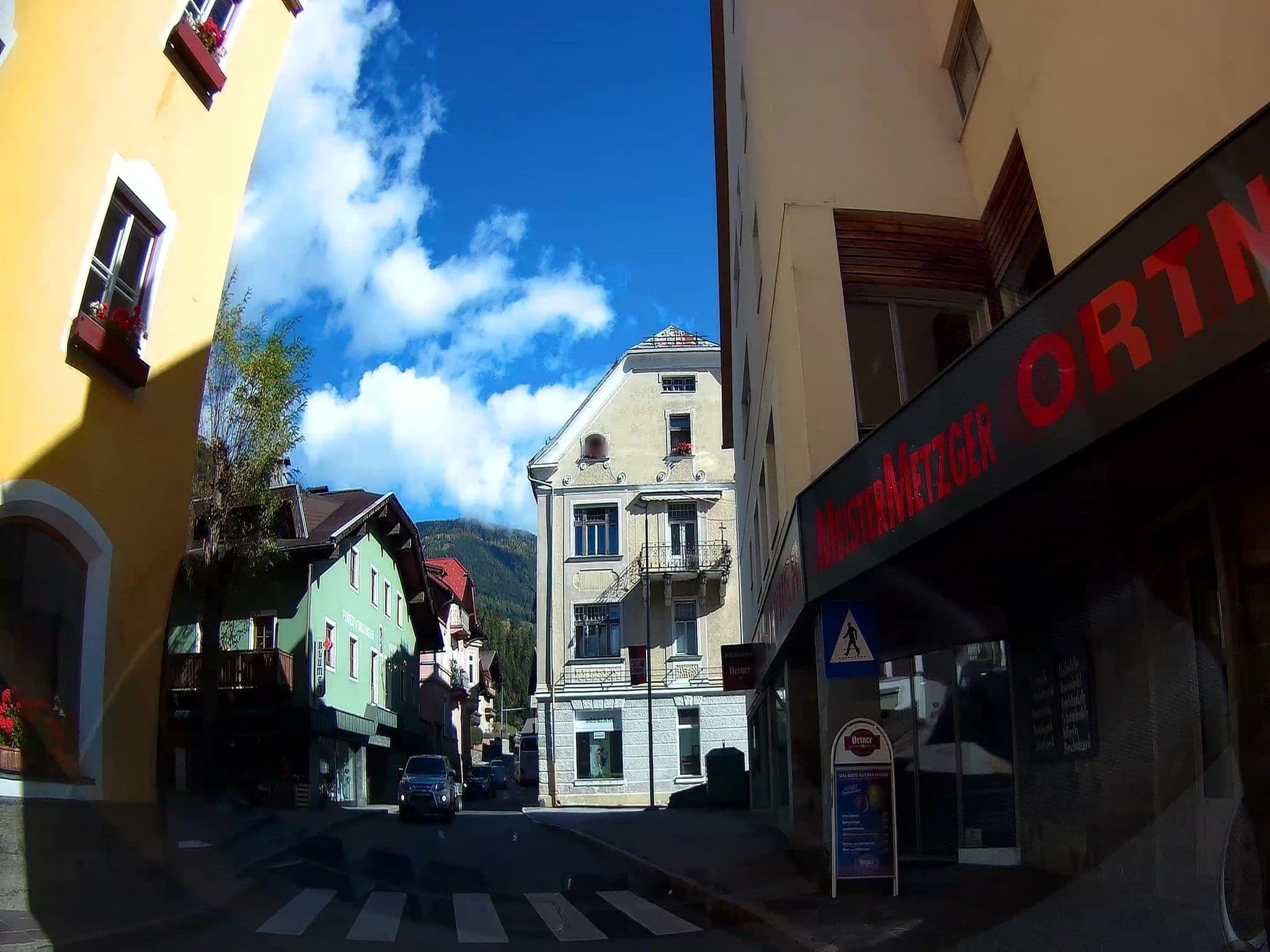 Street view near Hotel Schwarzer Adler Sillian, Sillian — © fuchserl (CC BY-SA · Mapillary)