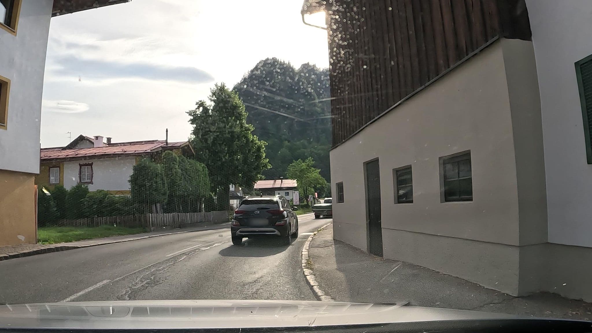 Street view near Elfriede Kaltschmid, Kössen — © stefanro74 (CC BY-SA · Mapillary)