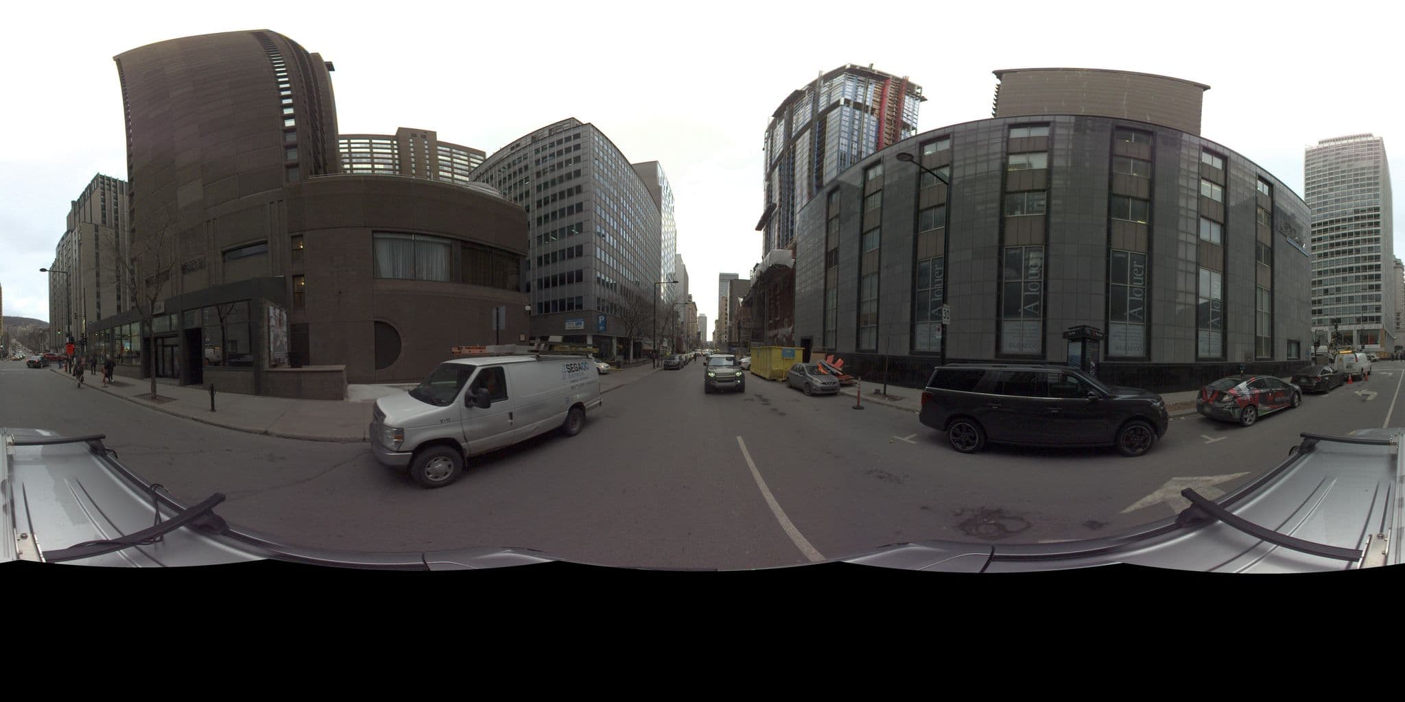Street view near Hôtel Omni Mont-Royal, Ville-Marie — © VdM (CC BY-SA · Mapillary)