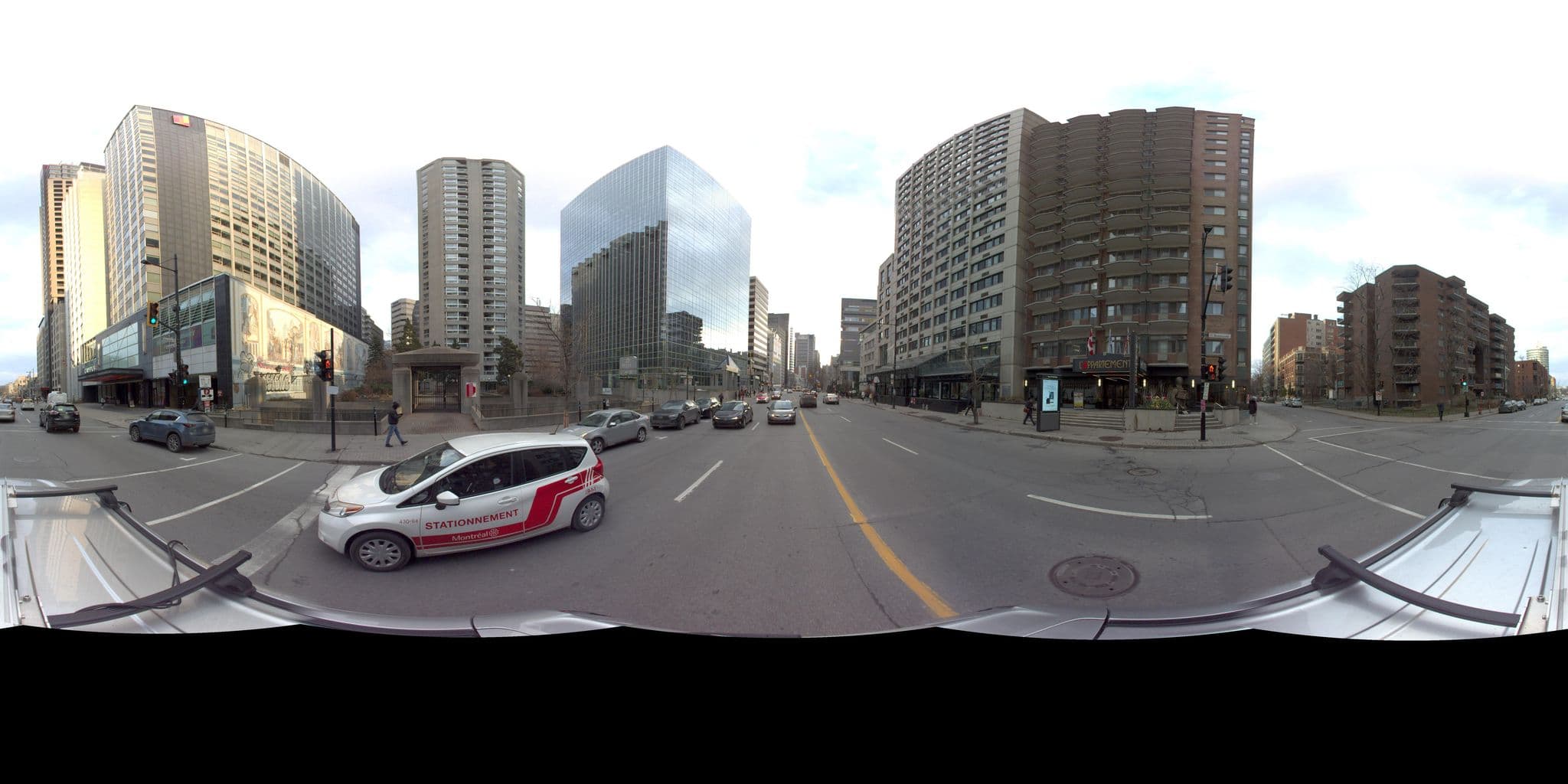 Street view near L'Appartement Hôtel, Milton-Parc — © VdM (CC BY-SA · Mapillary)