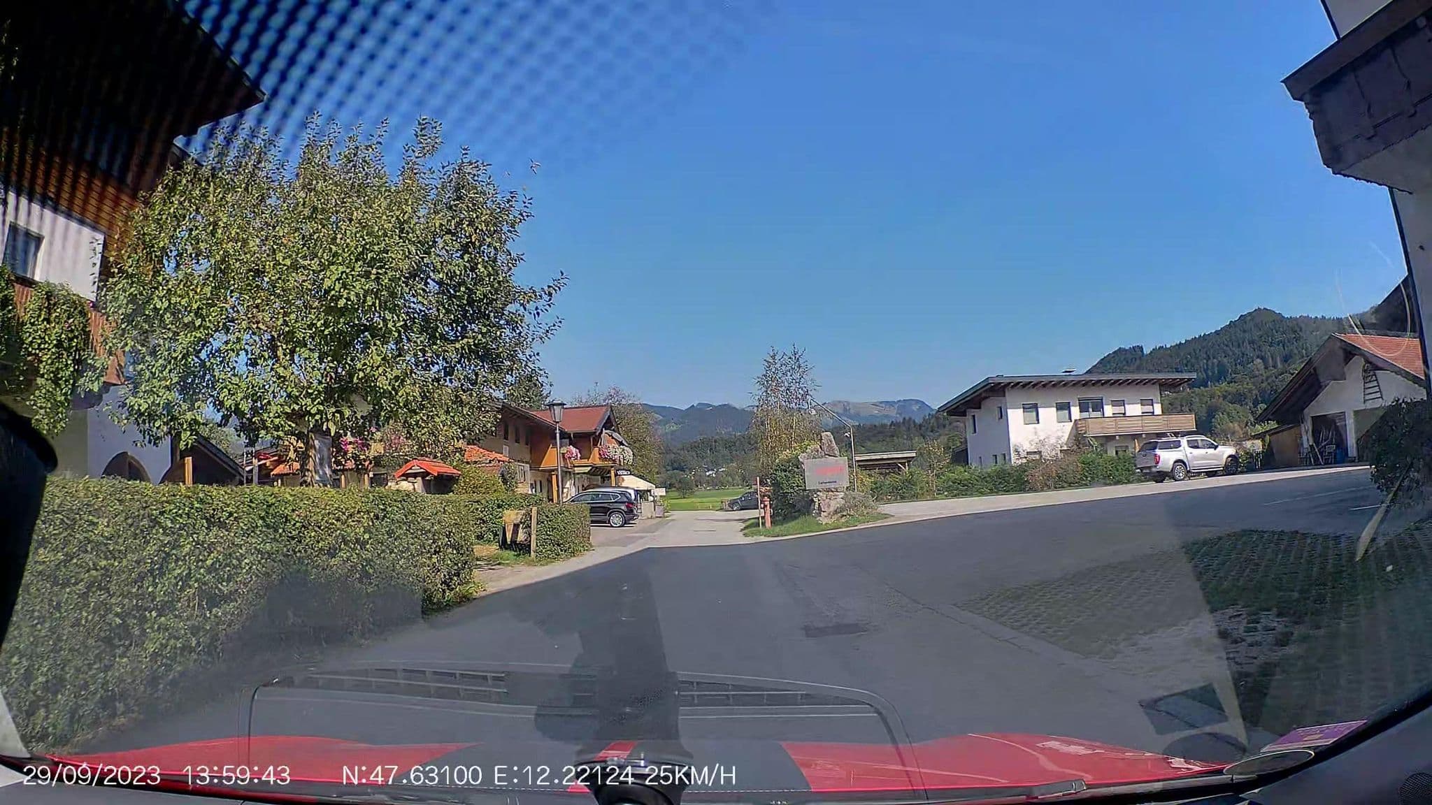 Street view near Christina Osl, Ebbs — © AR88 (CC BY-SA · Mapillary)