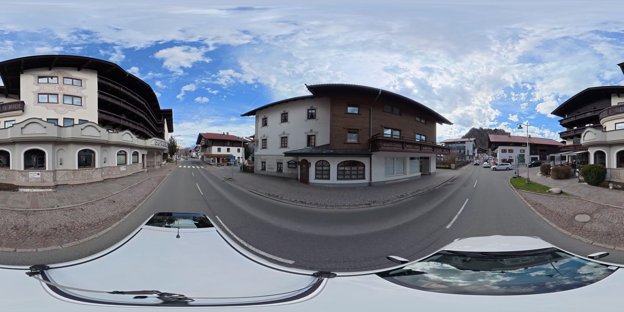 Street view near Liftanlagen Zahmer Kaiser, Kössen — © osmplus_org (CC BY-SA · Mapillary)