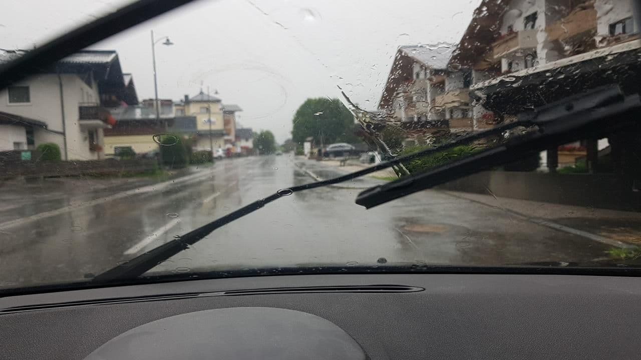 Street view near Hotel-Pension Vierjahreszeiten, Kaprun — © mik007 (CC BY-SA · Mapillary)