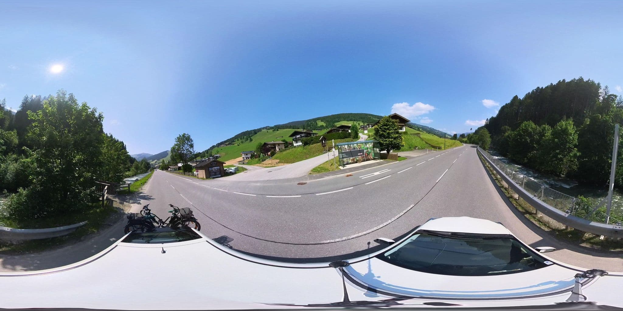 Street view near Appartement Chalet Alm-Rosl By Easy Holiday Appartements, Saalbach — © osmplus_org (CC BY-SA · Mapillary)