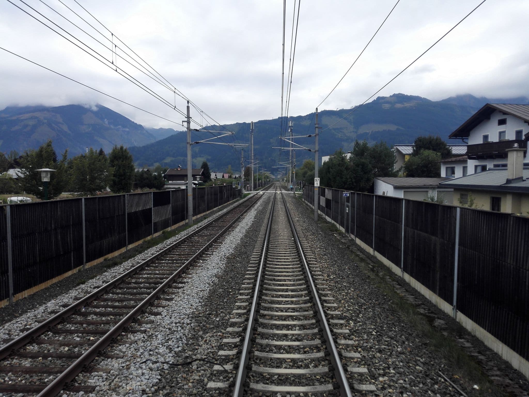 Street view near Appartementhaus Kitzsteinhorn, Zell am See — © aceini (CC BY-SA · Mapillary)