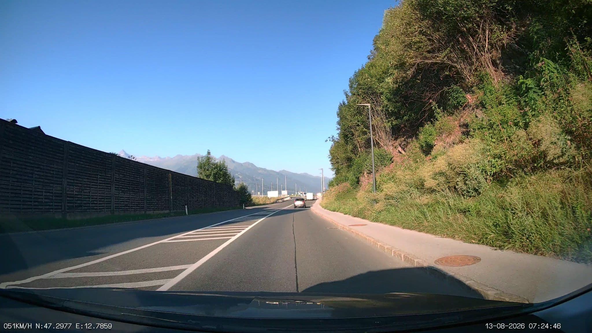Street view near Appartement Bruckberg, Zell am See — © heetENkoel (CC BY-SA · Mapillary)