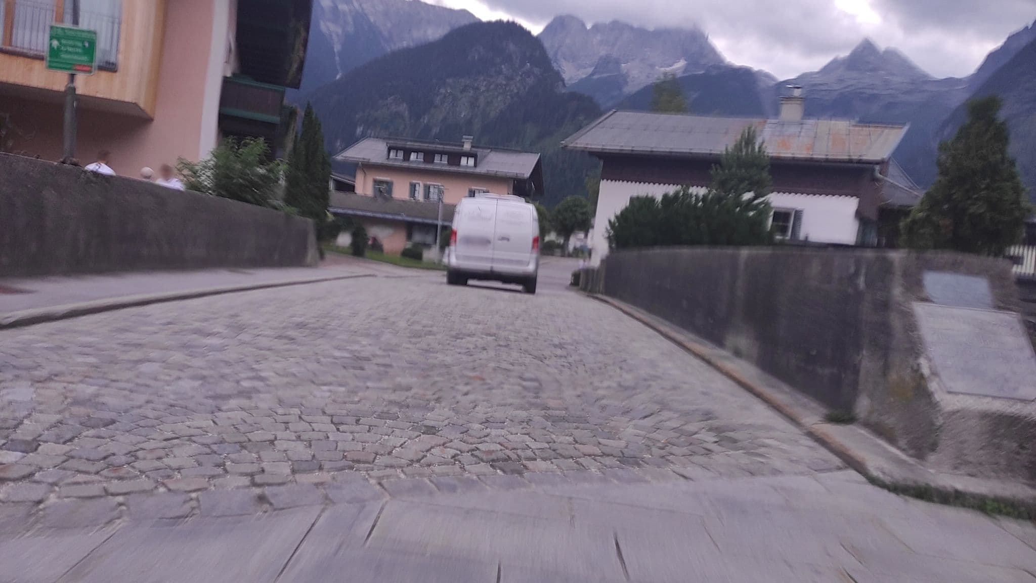 Street view near Pechtlgut, Lofer — © consens_verkehrsplanung (CC BY-SA · Mapillary)