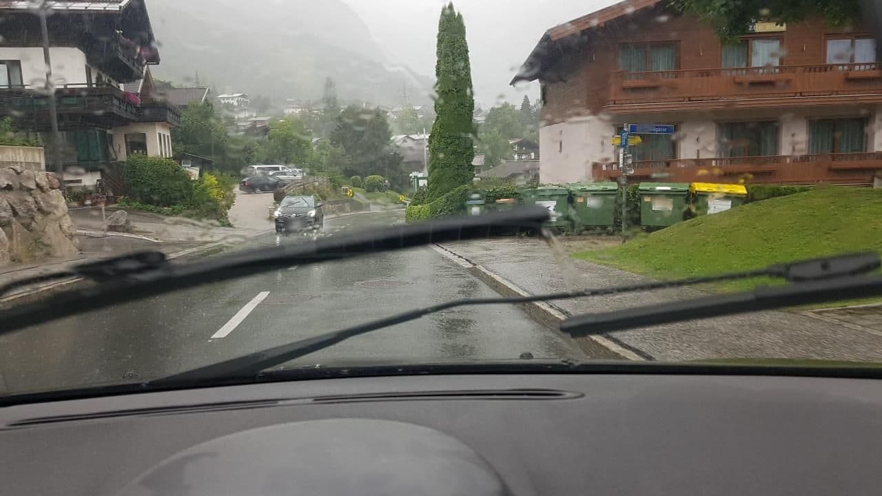 Street view near Burgruine, Kaprun — © mik007 (CC BY-SA · Mapillary)