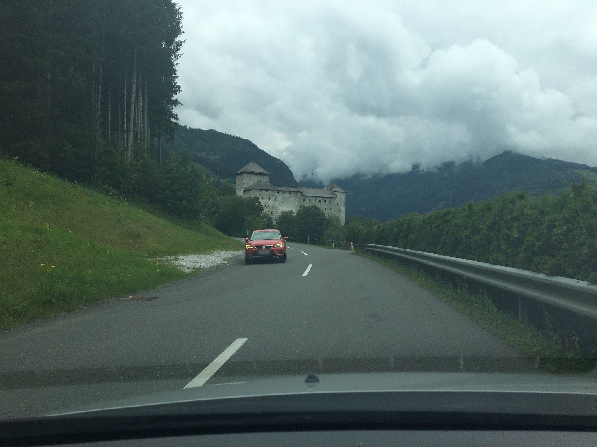 Street view near Evelyn Trauner, Kaprun — © chicc0 (CC BY-SA · Mapillary)