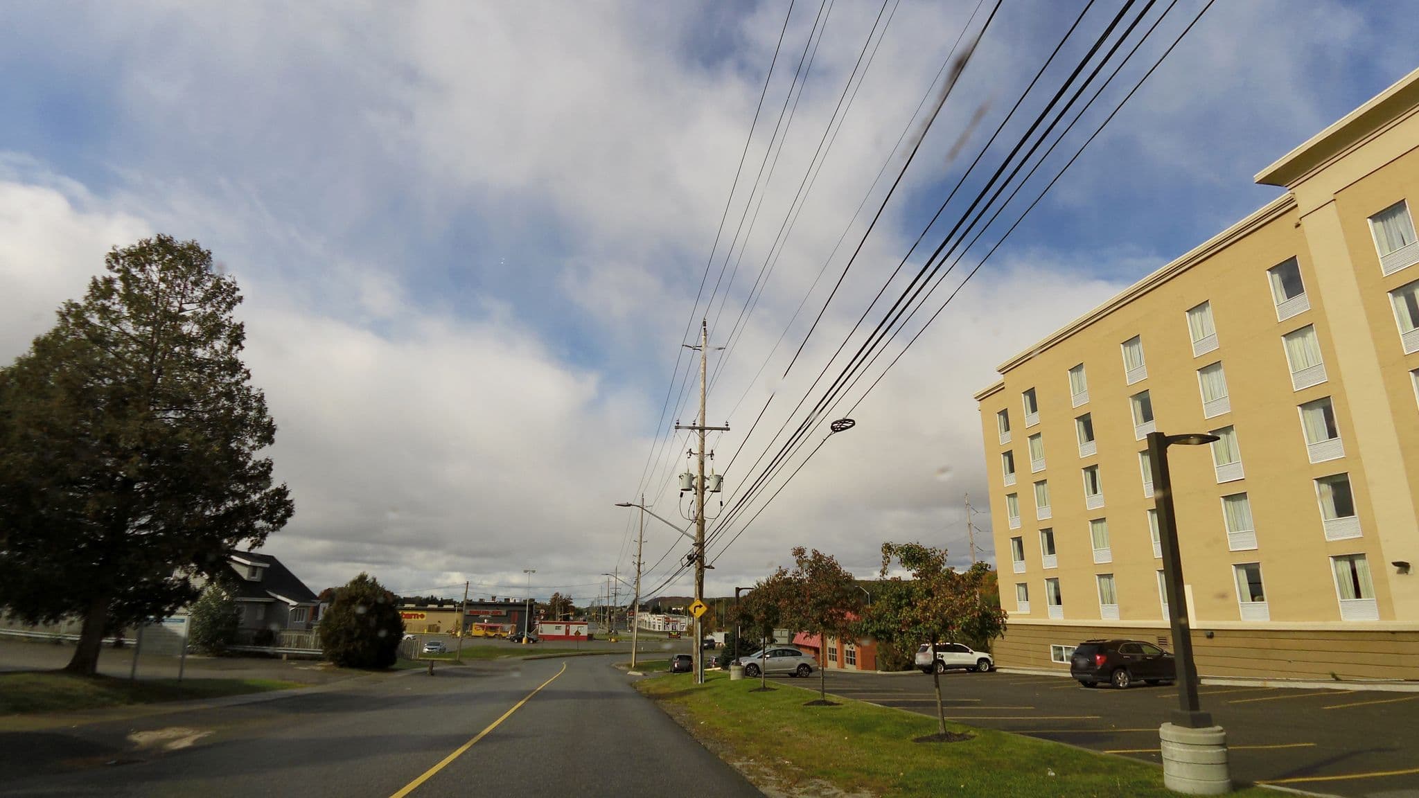 Street view near Hampton, North Bay — © bootprint (CC BY-SA · Mapillary)