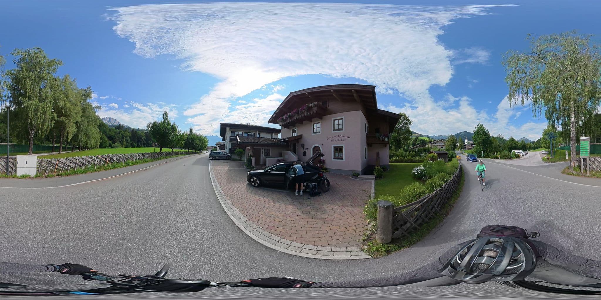Street view near Apartmenthaus Scheiber, Saalfelden am Steinernen Meer — © osmplus_org (CC BY-SA · Mapillary)