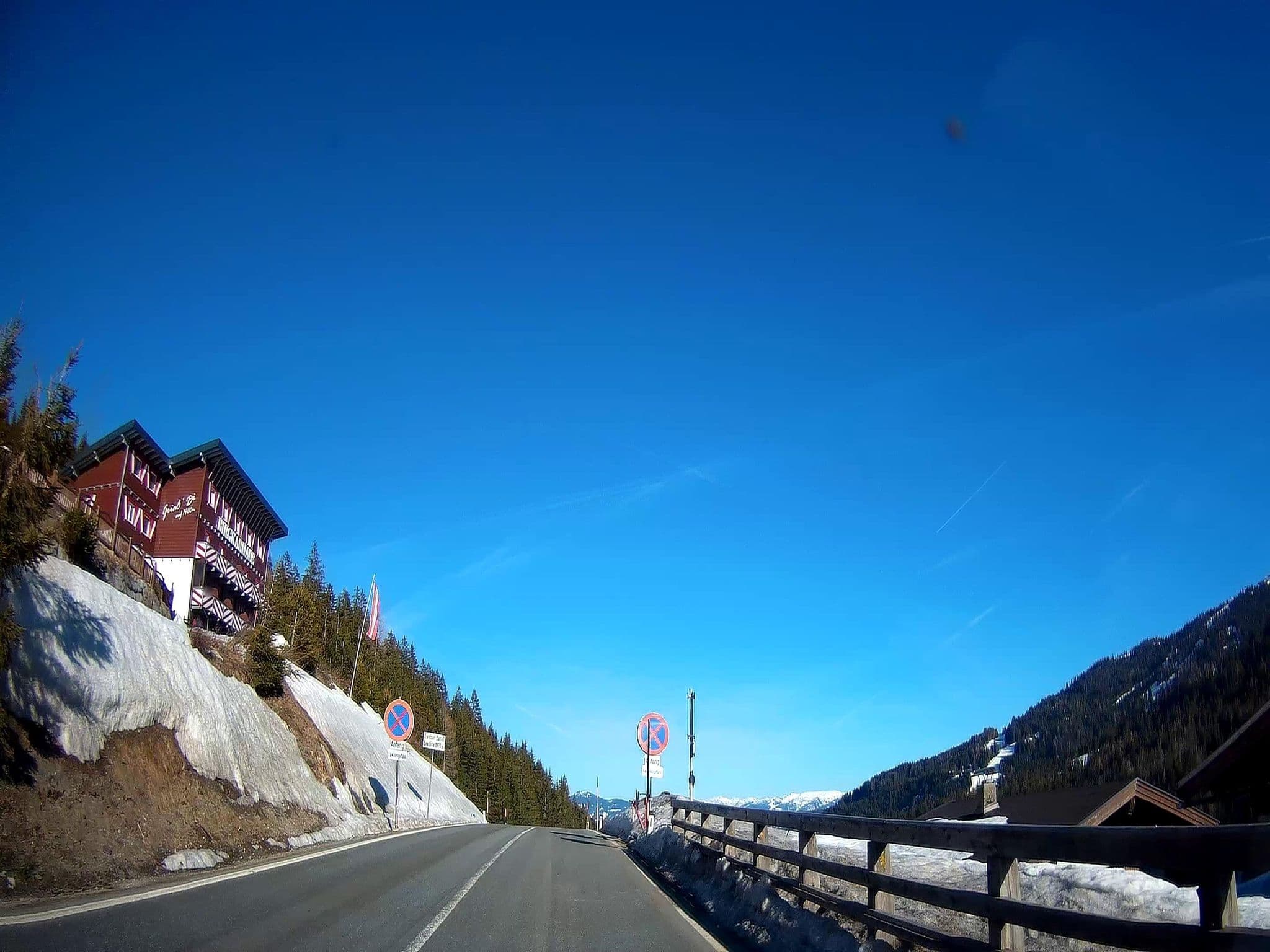 Street view near Pronebengut Proneben, Mühlbach am Hochkönig — © fuchserl (CC BY-SA · Mapillary)