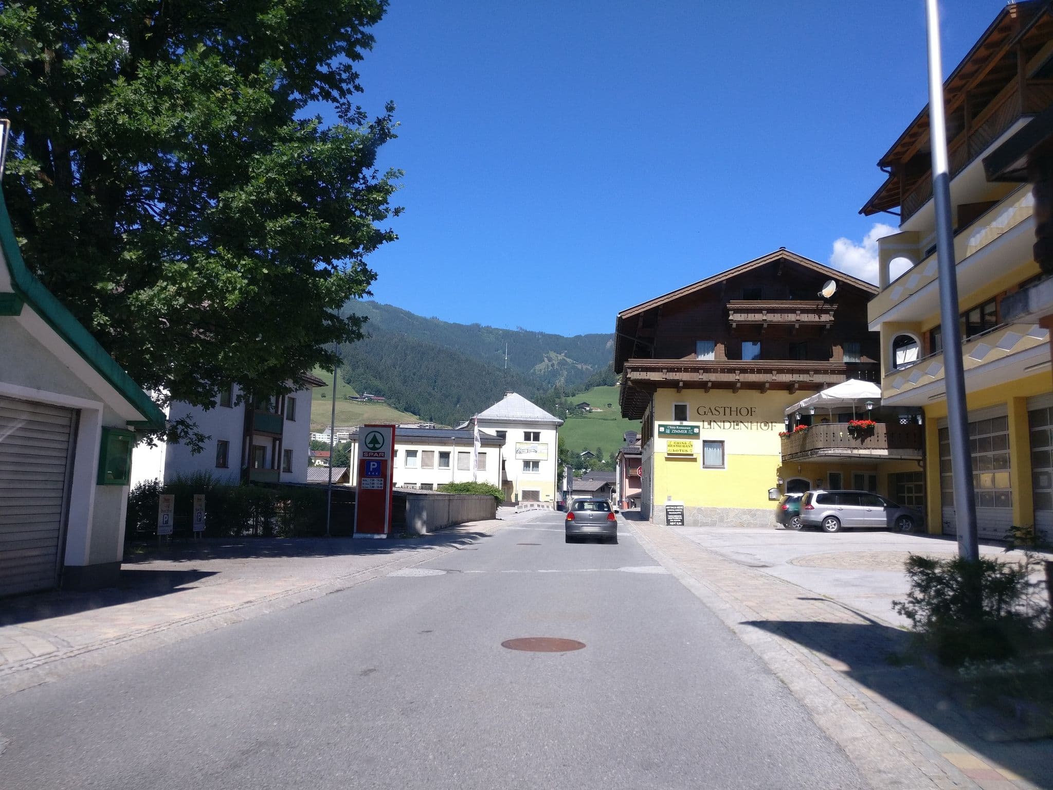 Street view near Rauchkuchl, Sankt Johann im Pongau — © map_hard (CC BY-SA · Mapillary)