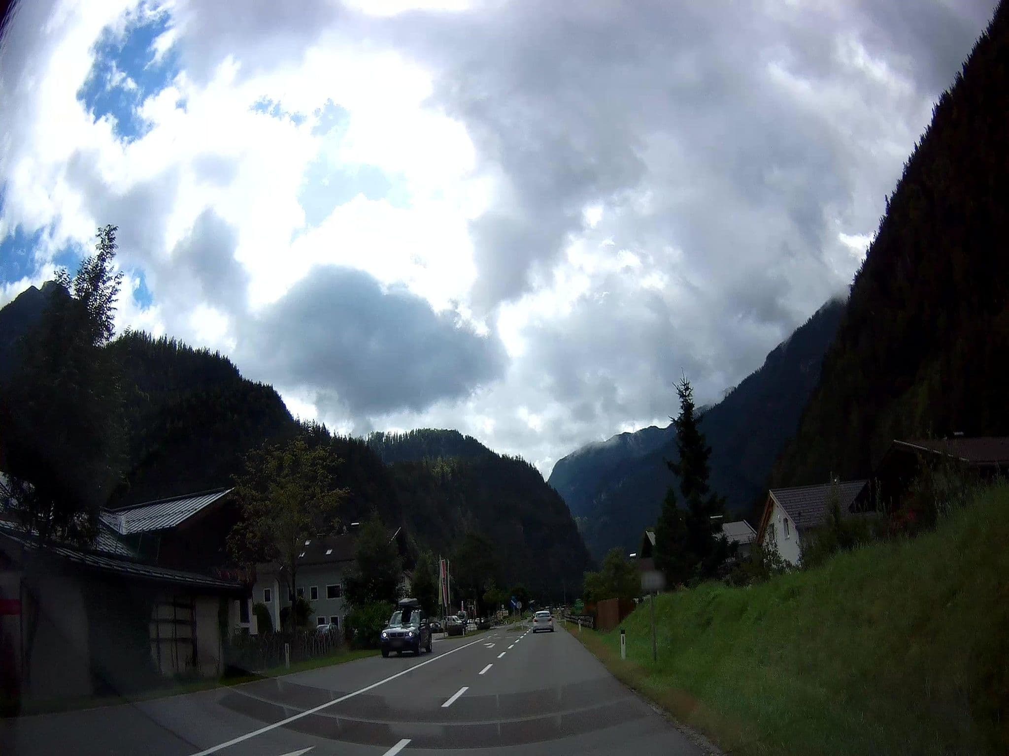 Street view near Bergheim Hirschbichl, Lofer — © fuchserl (CC BY-SA · Mapillary)