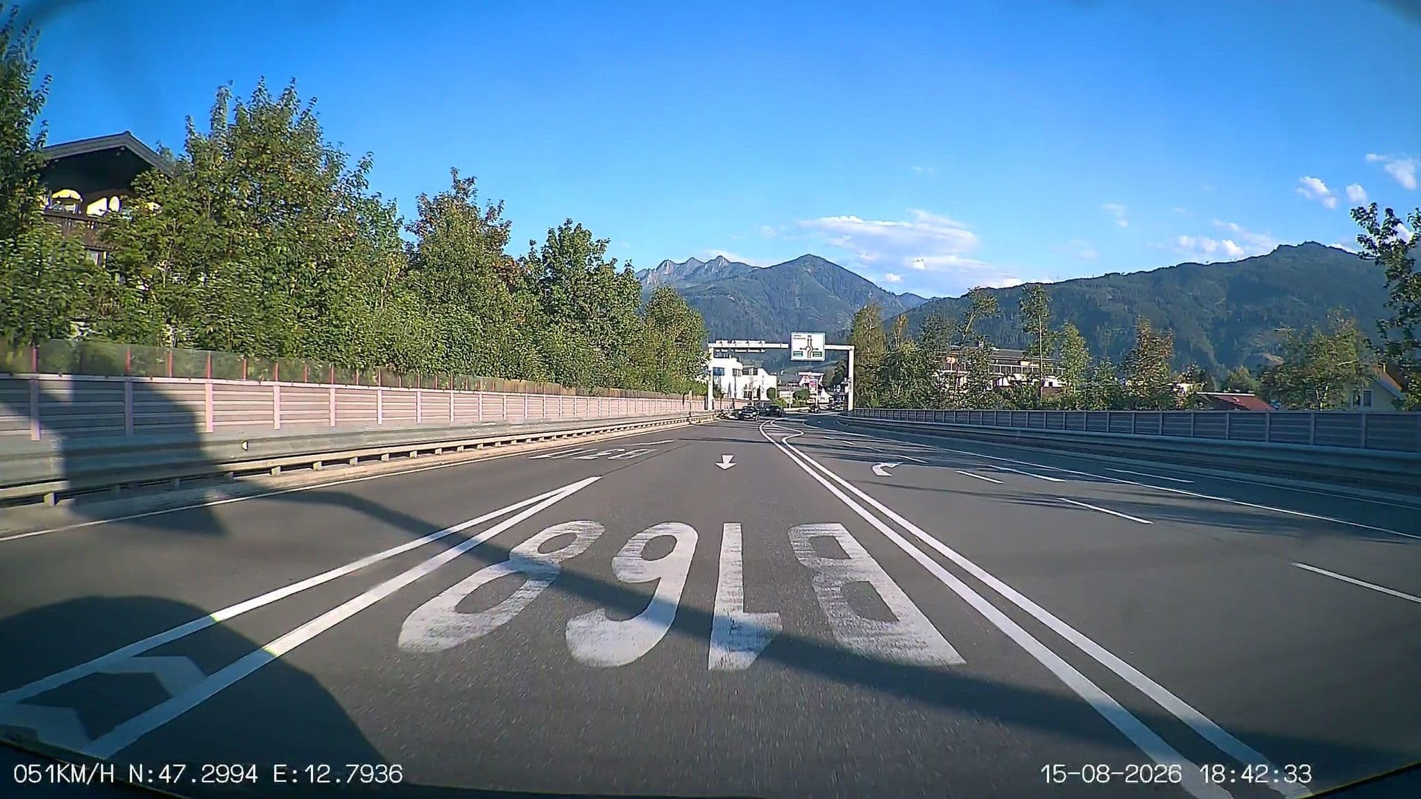 Street view near Appartementś Areit, Zell am See — © heetENkoel (CC BY-SA · Mapillary)
