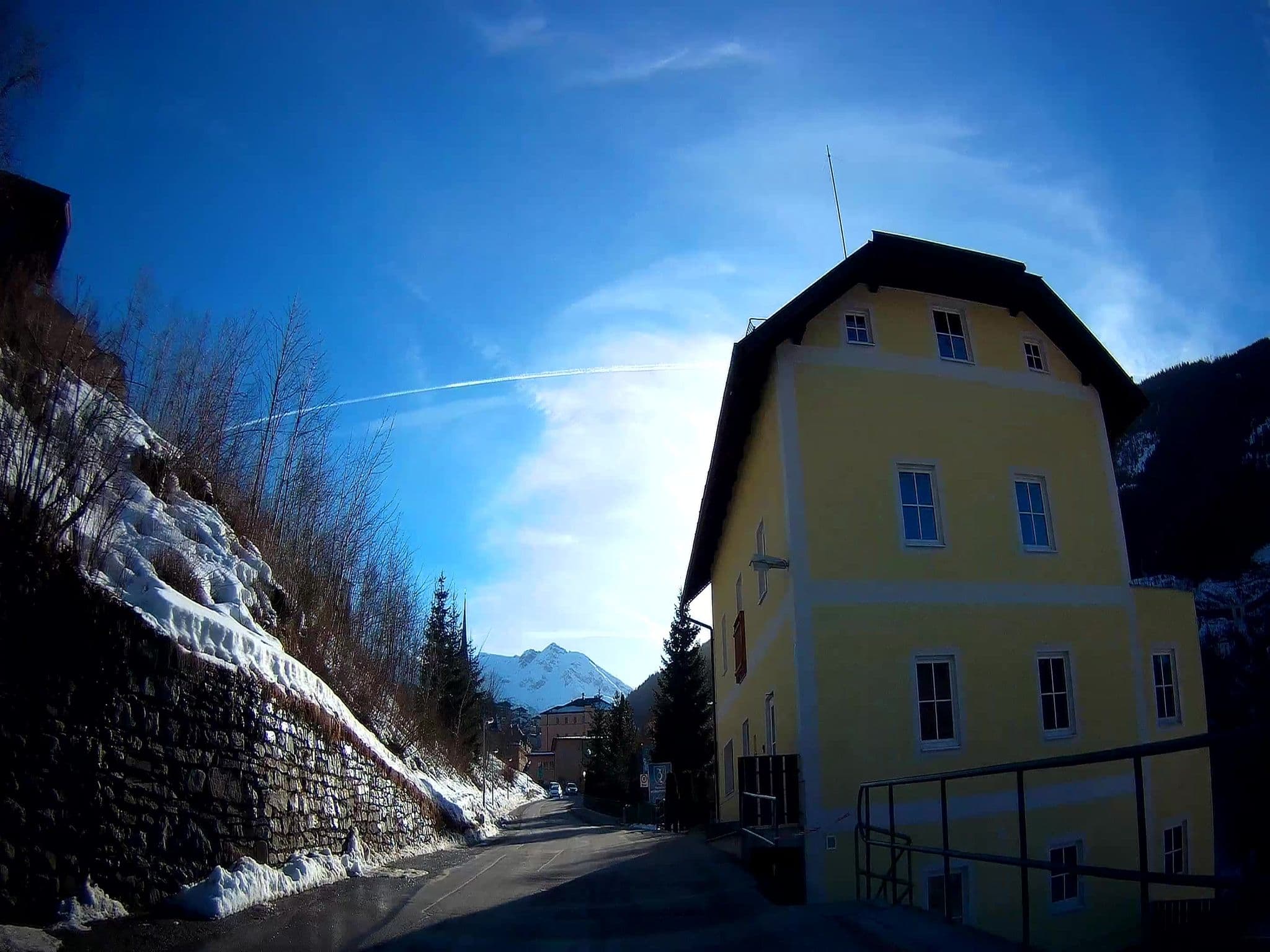 Street view near Gasthaus Badberg, Bad Gastein — © fuchserl (CC BY-SA · Mapillary)