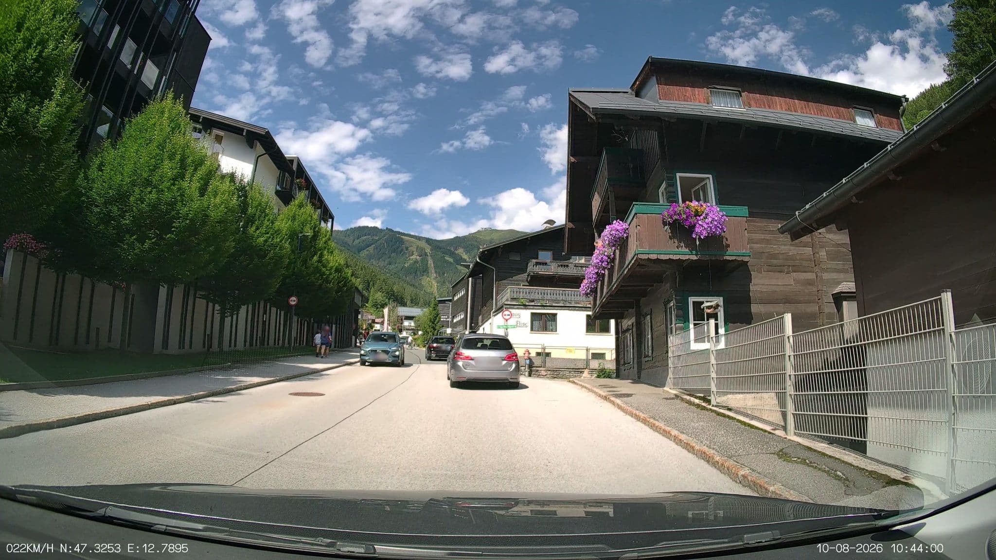 Street view near Room 305 Hotel Der Waldhof, Zell am See — © heetENkoel (CC BY-SA · Mapillary)