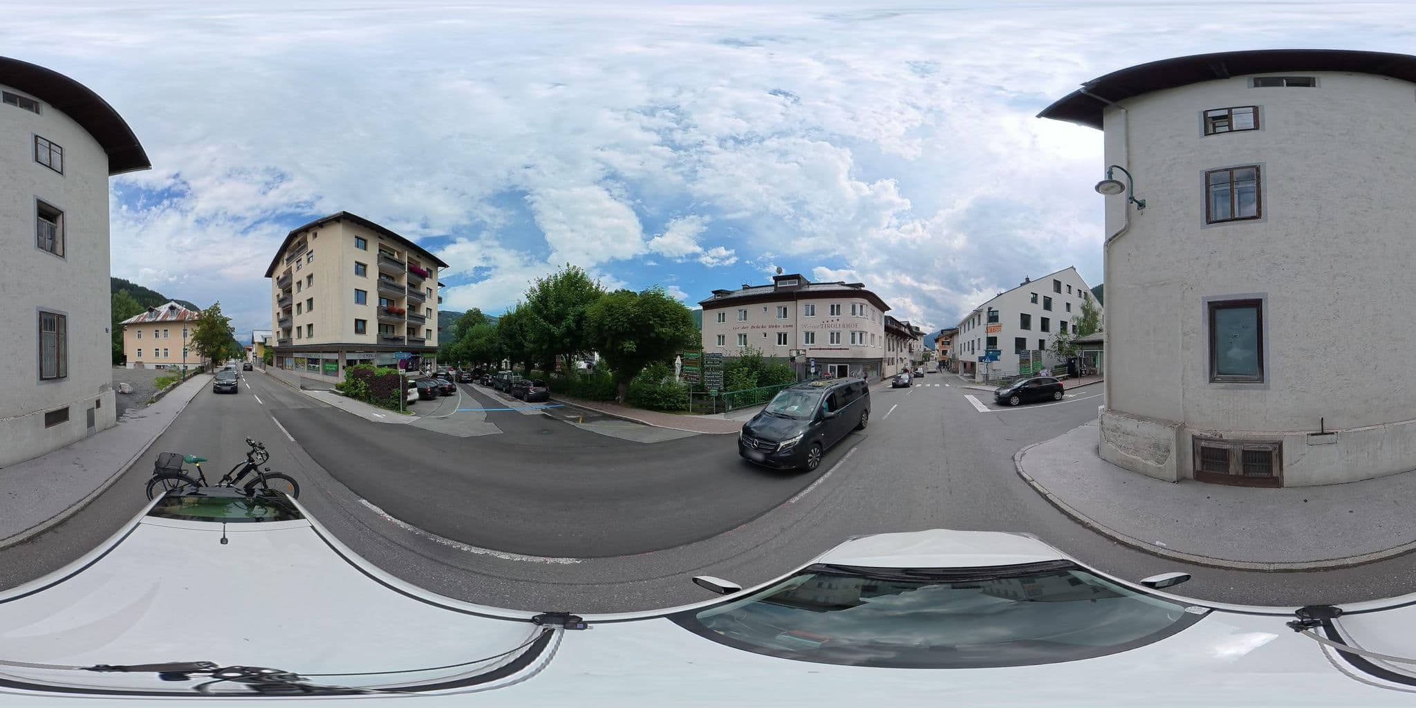 Street view near Glazererhaus, Zell am See — © osmplus_org (CC BY-SA · Mapillary)
