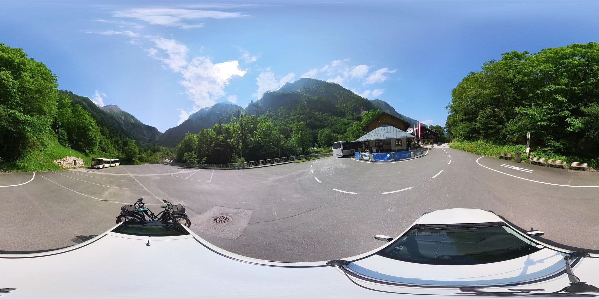 Street view near Hotel Kesselfall, Kaprun — © osmplus_org (CC BY-SA · Mapillary)