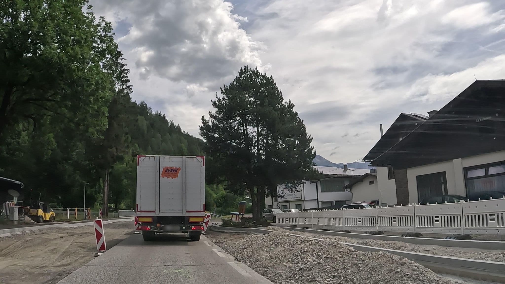 Street view near Gasthaus Fraganterwirt, Bad Gastein — © stefanro74 (CC BY-SA · Mapillary)