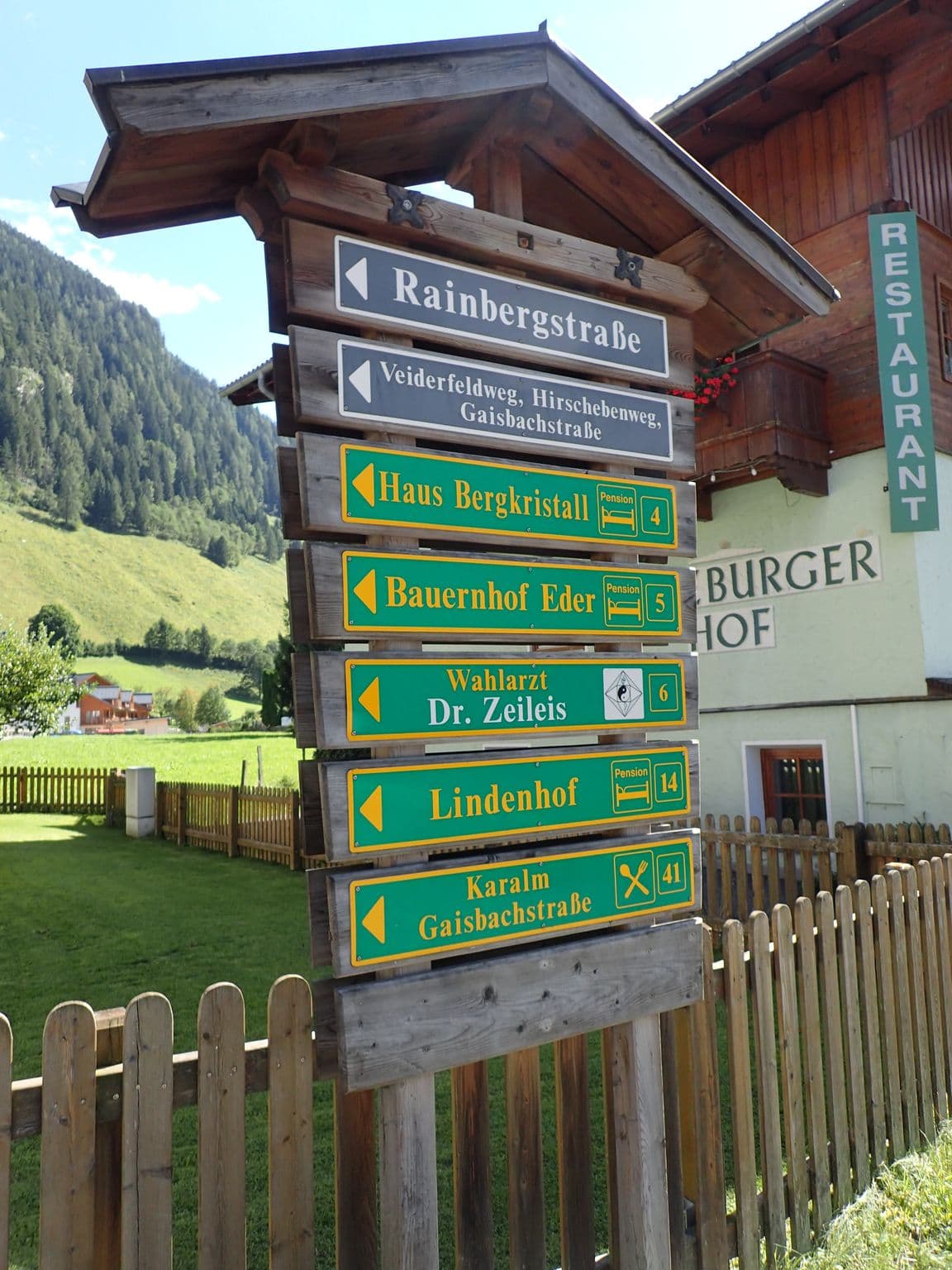 Street view near Hotel Salzburgerhof, Rauris — © schermy_at (CC BY-SA · Mapillary)