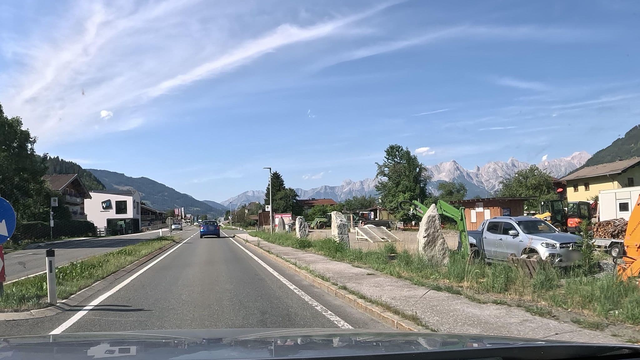 Street view near Sinnlehen, Maishofen — © stefanro74 (CC BY-SA · Mapillary)