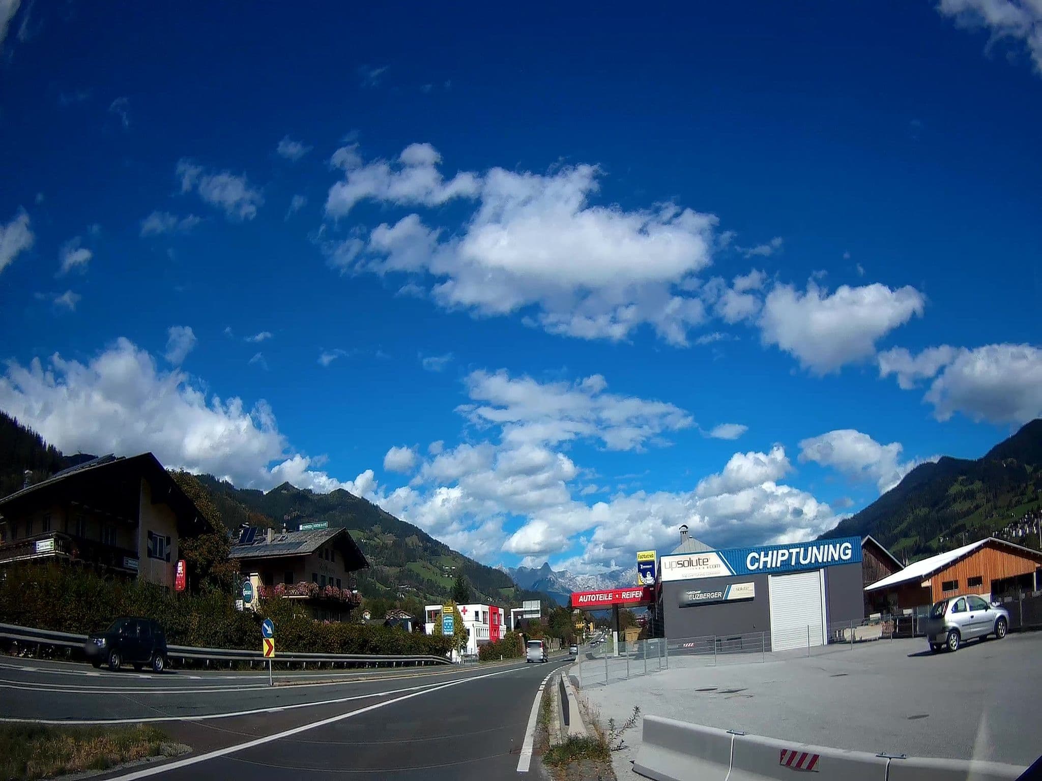 Street view near Gasthof Reinbach - Alfred Mössler, Reinbach — © fuchserl (CC BY-SA · Mapillary)