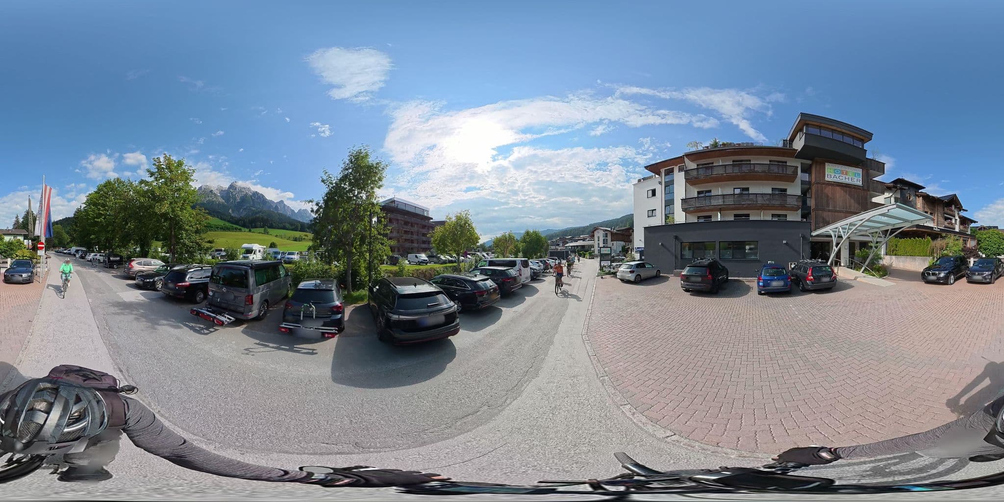 Street view near Das Rivus, Saalbach — © osmplus_org (CC BY-SA · Mapillary)