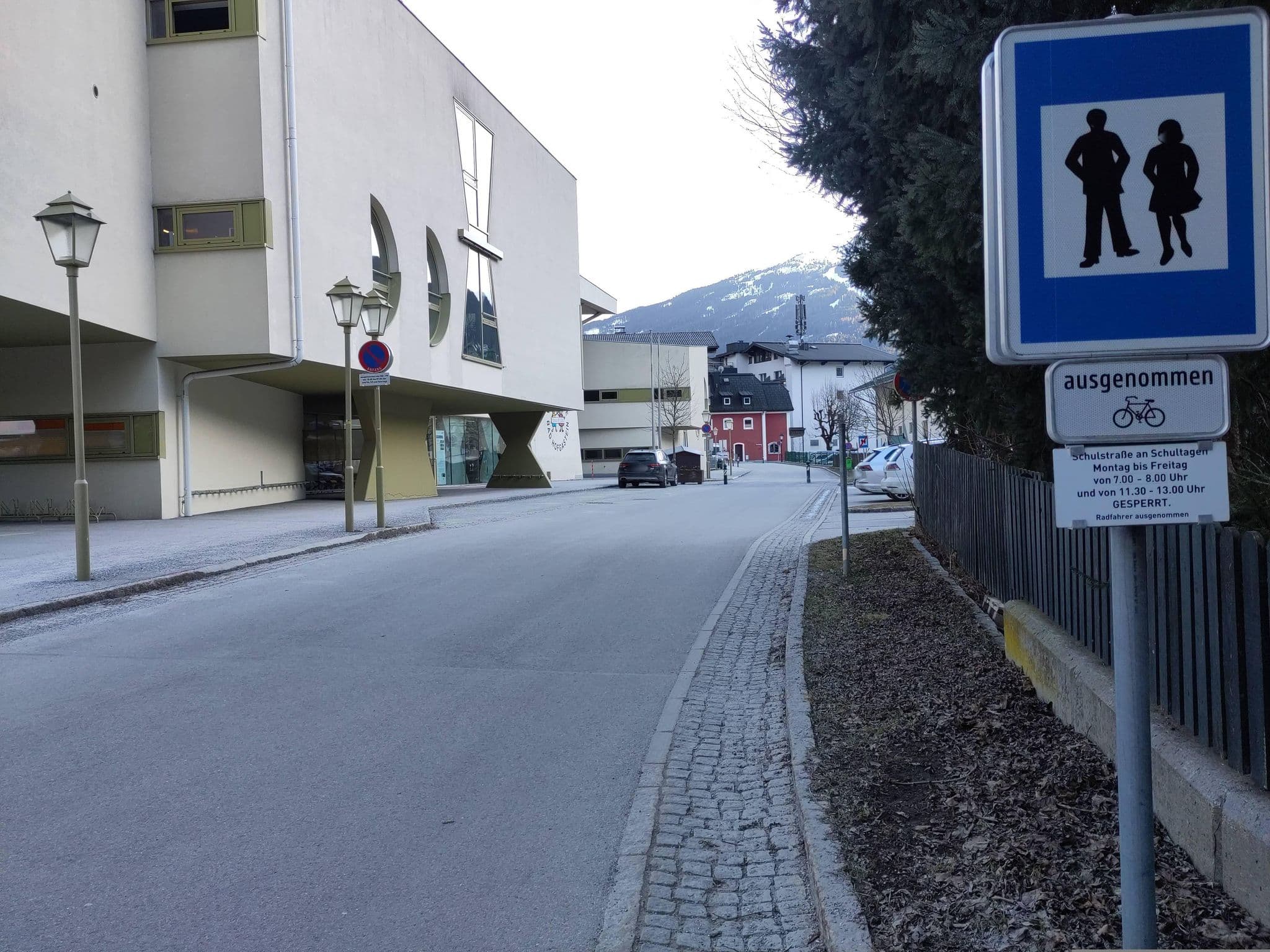 Street view near Laner Ferienwohnungen Schachner Robert, Bad Hofgastein — © consens_verkehrsplanung (CC BY-SA · Mapillary)