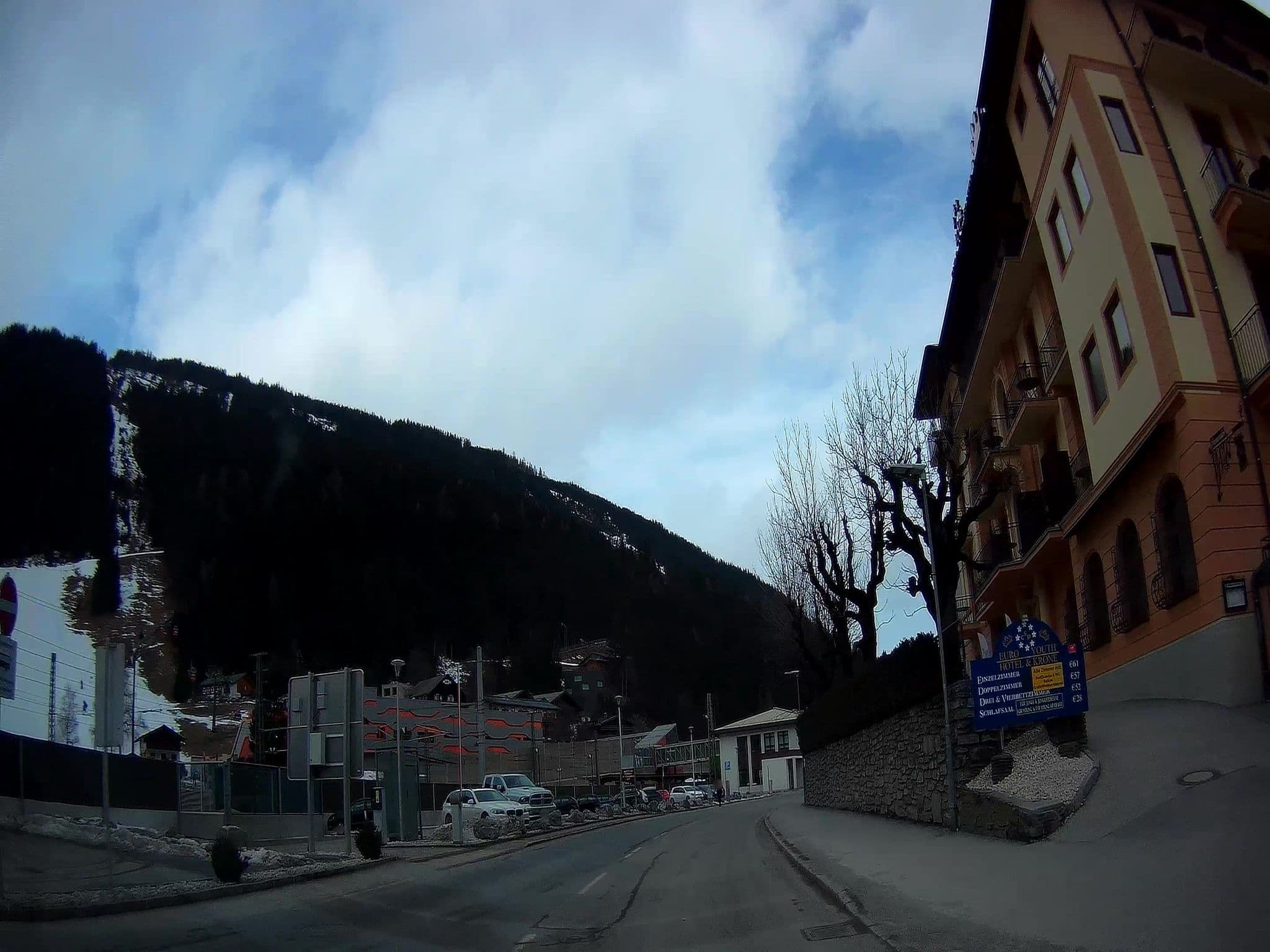 Street view near Edith-Haberland-Wagner- Stiftung GmbH, Bad Gastein — © fuchserl (CC BY-SA · Mapillary)