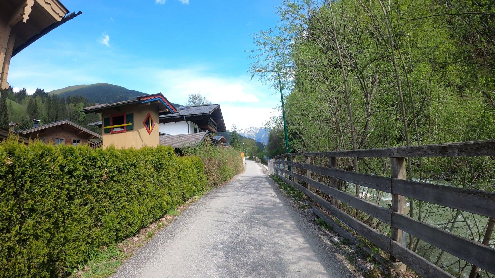 Street view near Apartment Bründlinger, Maishofen — © osmplus_org (CC BY-SA · Mapillary)
