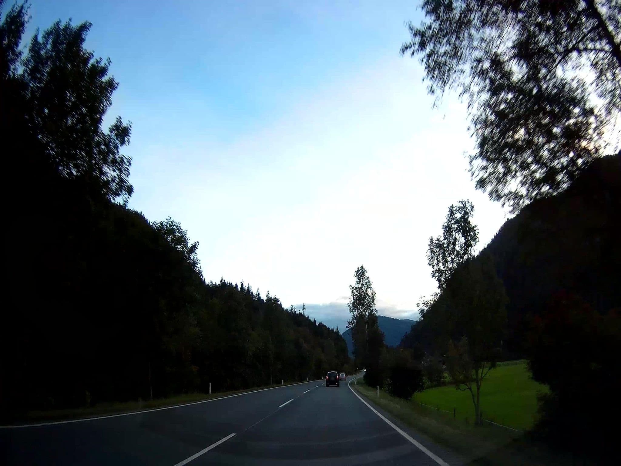 Street view near Brandlhof, Saalfelden am Steinernen Meer — © fuchserl (CC BY-SA · Mapillary)