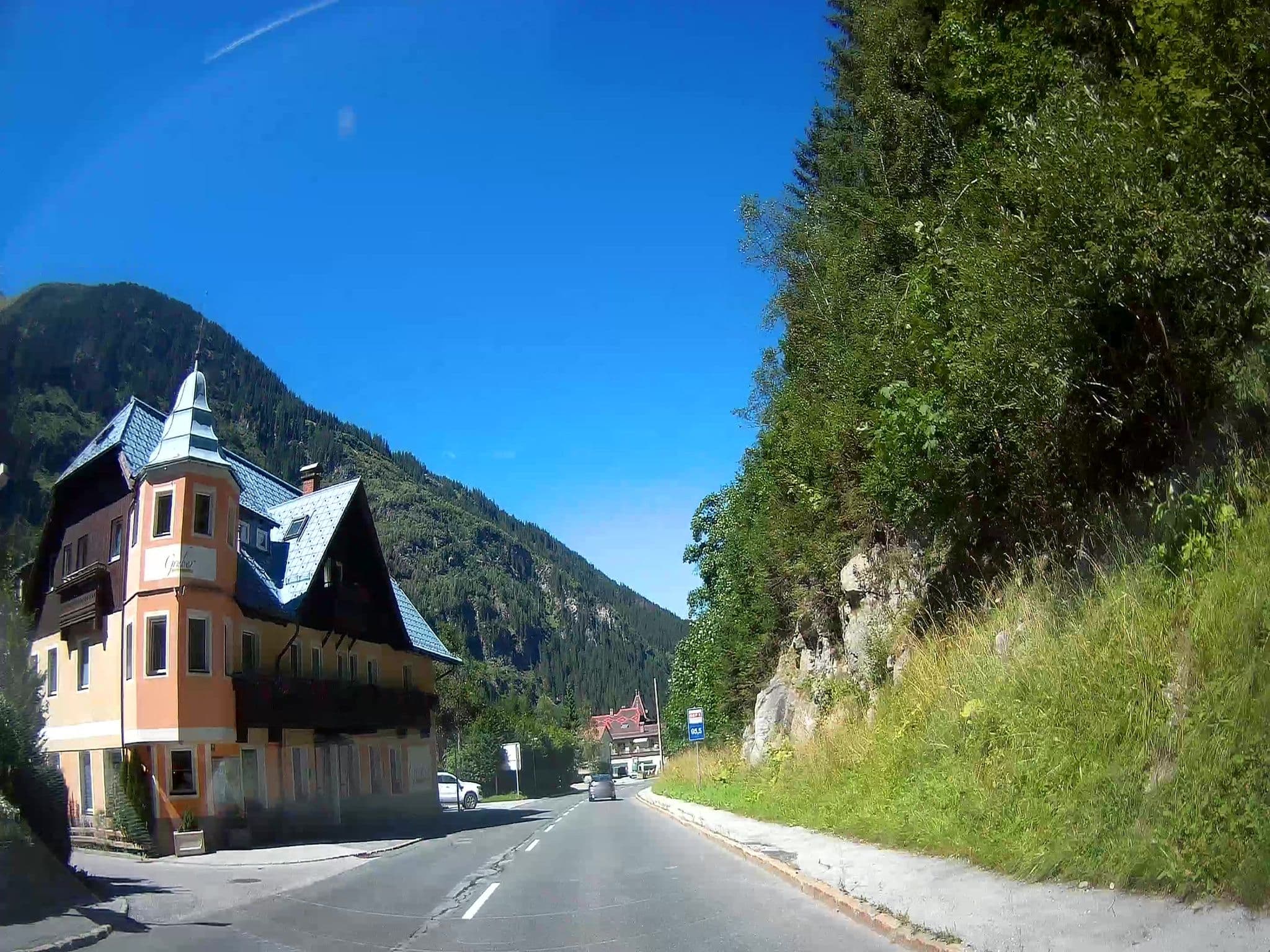 Street view near Hotel - Konzept GmbH, Bad Gastein — © fuchserl (CC BY-SA · Mapillary)