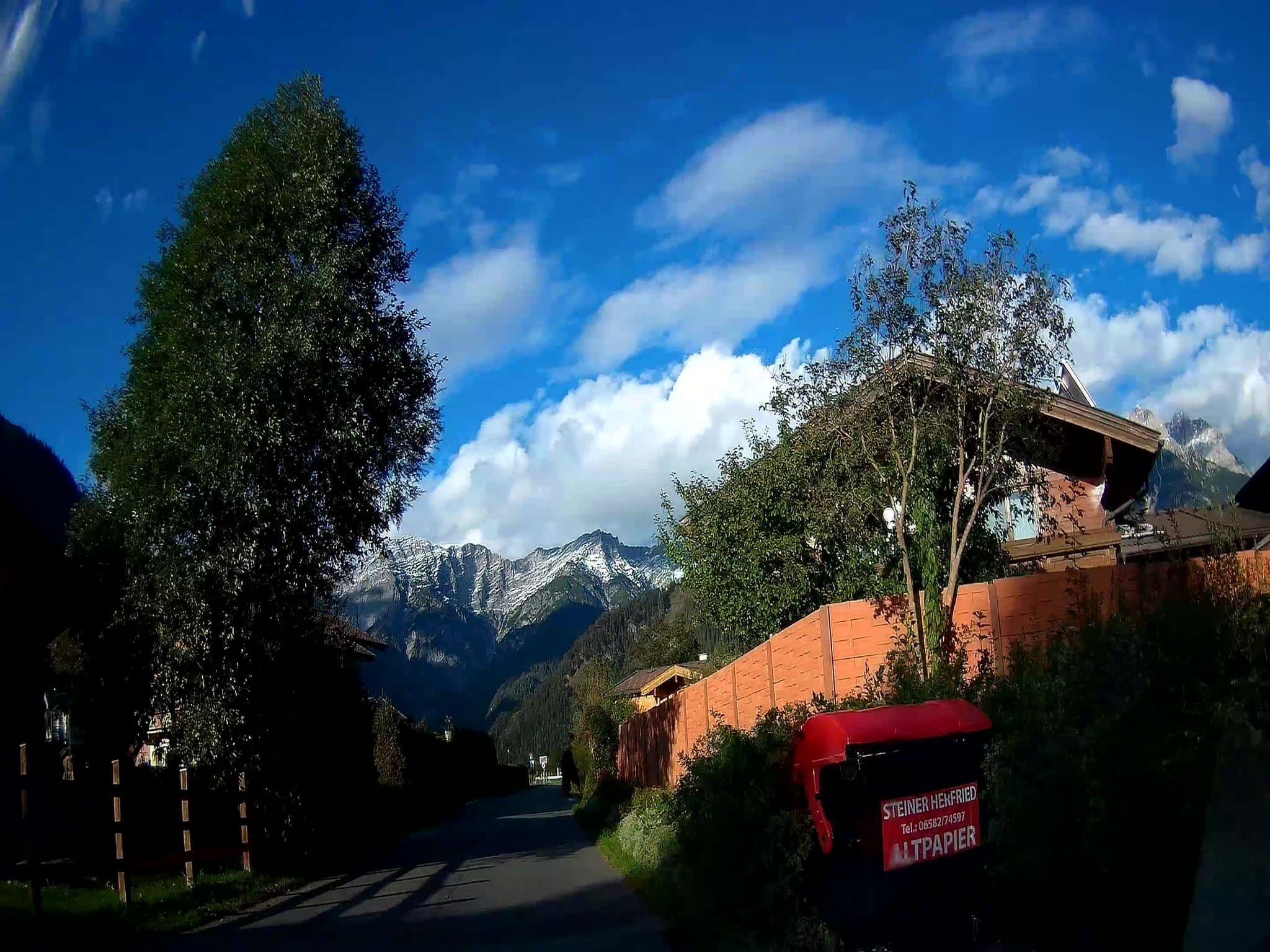 Street view near Appartement Popelka, Saalfelden am Steinernen Meer — © fuchserl (CC BY-SA · Mapillary)