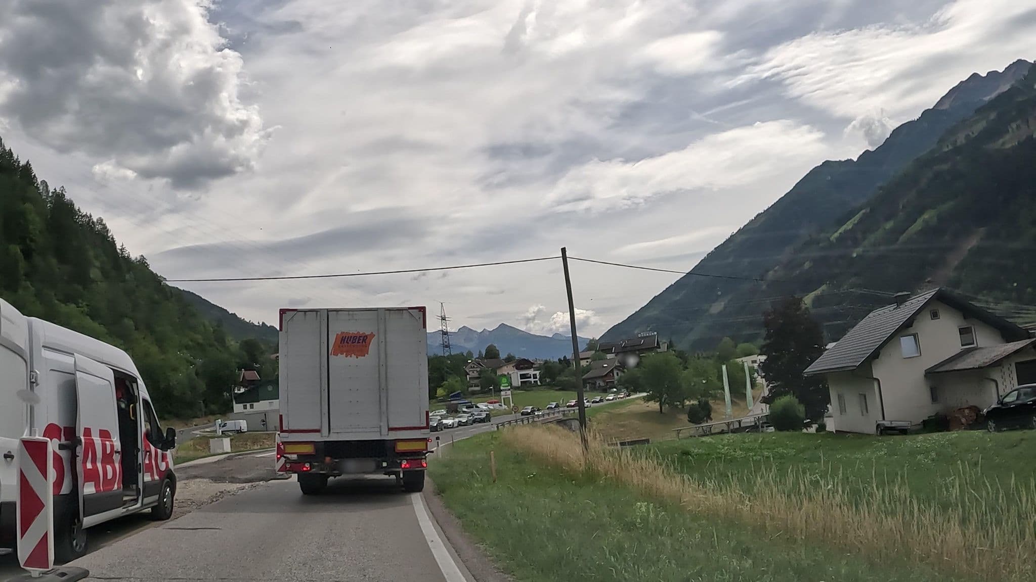 Street view near Ferienhaus Jantscher, Bad Gastein — © stefanro74 (CC BY-SA · Mapillary)
